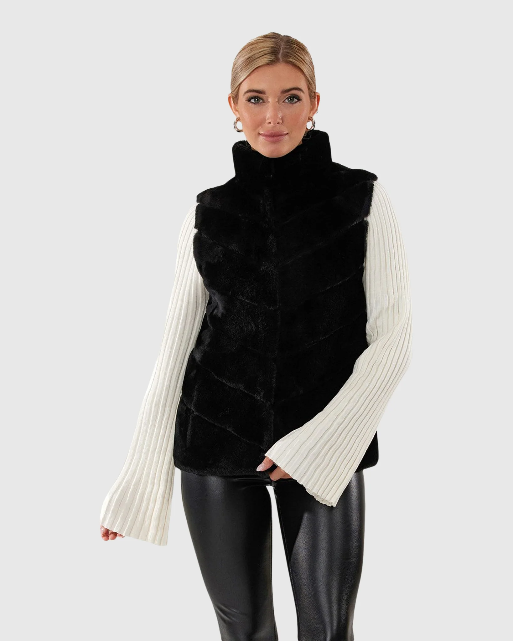 SELECT SHEARLING LAMB CHEVRON VEST - Image 10