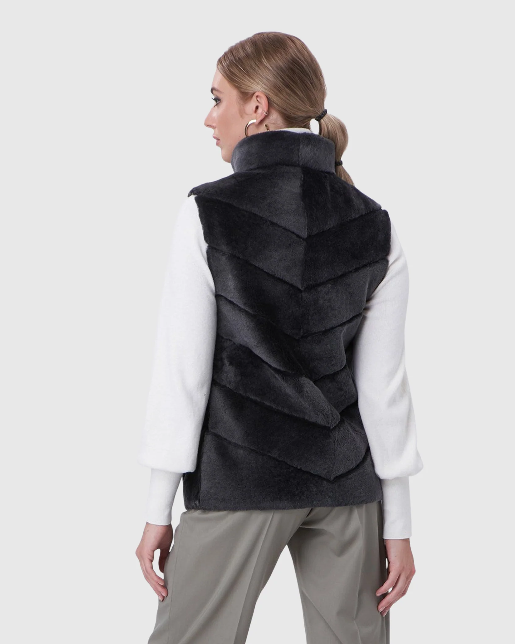 SELECT SHEARLING LAMB CHEVRON VEST - Image 3