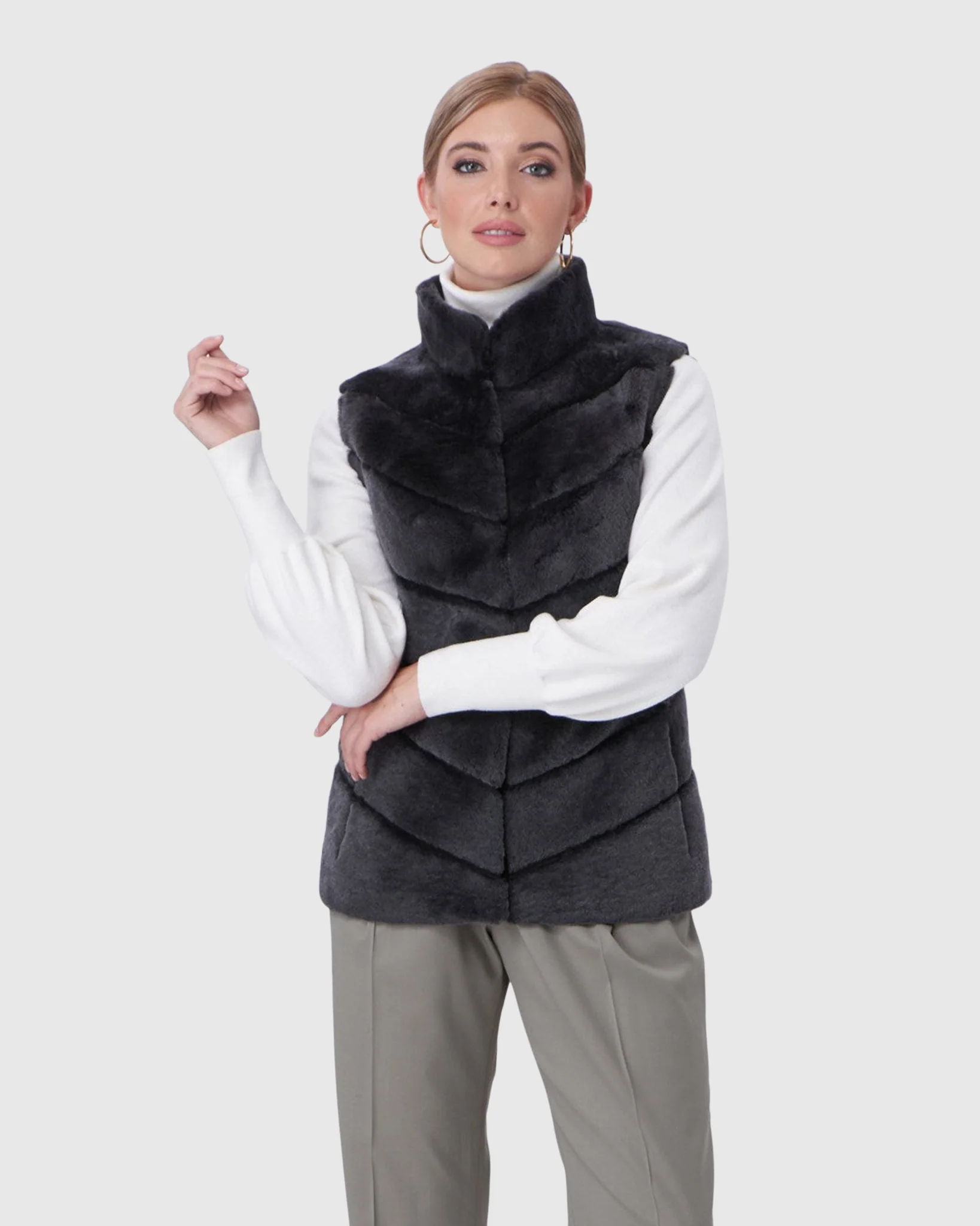 SELECT SHEARLING LAMB CHEVRON VEST - Image 4