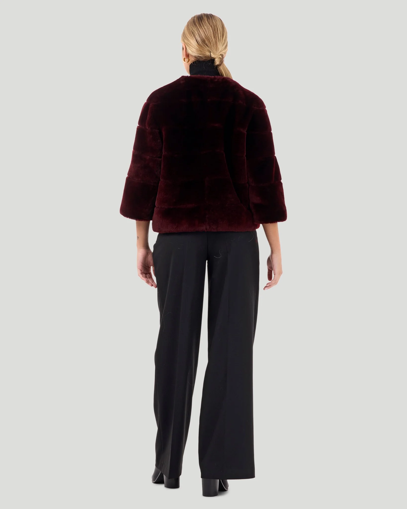 COLLARLESS SHEARLING LAMB JACKET WITH 3/4 SLEEVES - Image 4