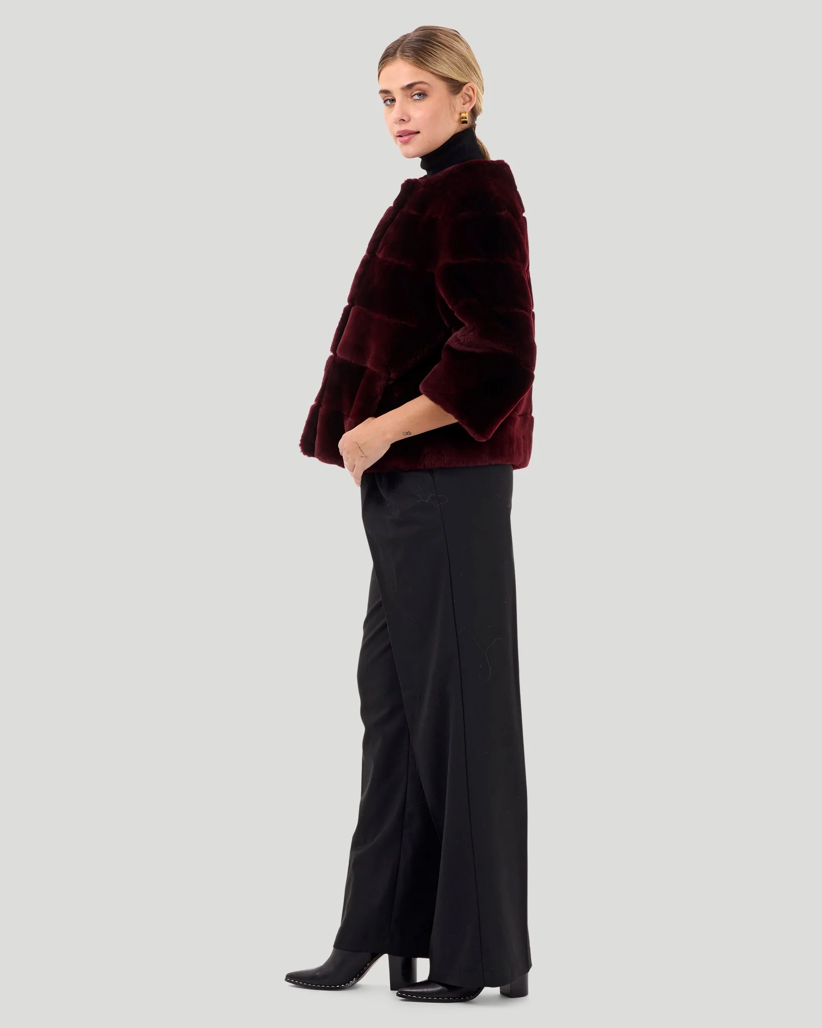 COLLARLESS SHEARLING LAMB JACKET WITH 3/4 SLEEVES - Image 5