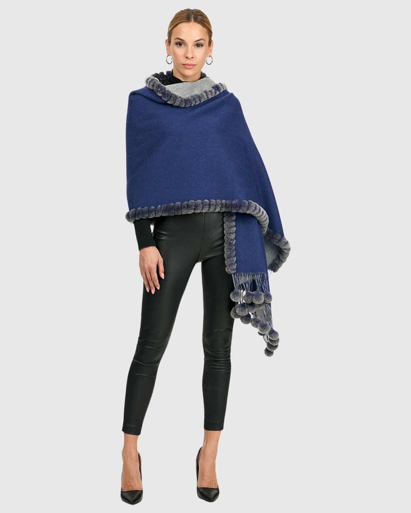 DOUBLE FACE CASHMERE/WOOL STOLE WITH REX RABBIT WHIPSTITCH TOP AND BOTTOM AND POMPOM SIDES - Image 6