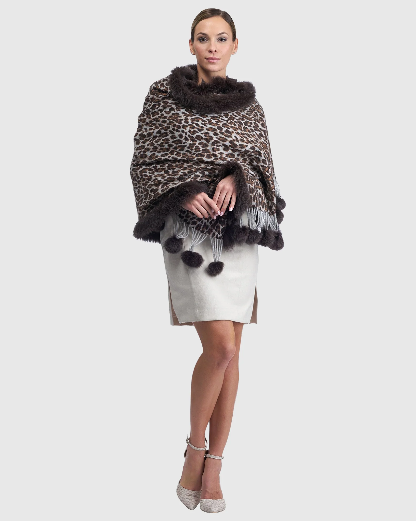 DOUBLE FACE CASHMERE STOLE WITH FOX TRIM TOP AND BOTTOM AND POMPOM SIDES