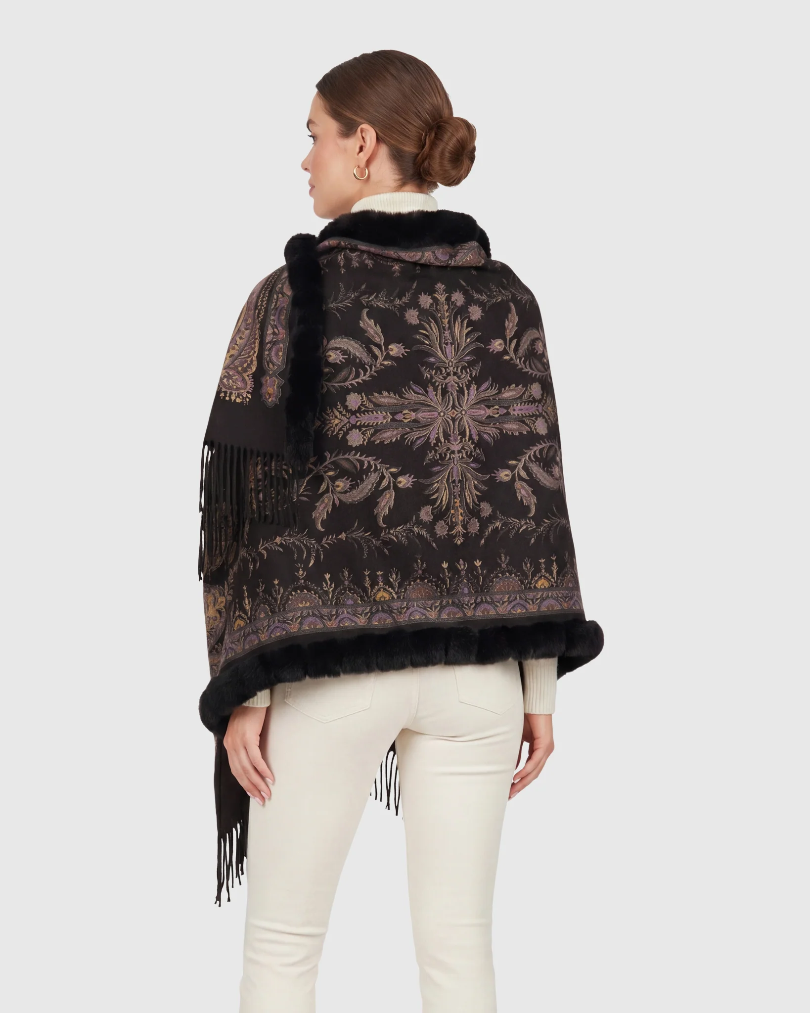 DOUBLE FACE CASHMERE STOLE WITH REX RABBIT SQUARE TOP AND BOTTOM - Image 13