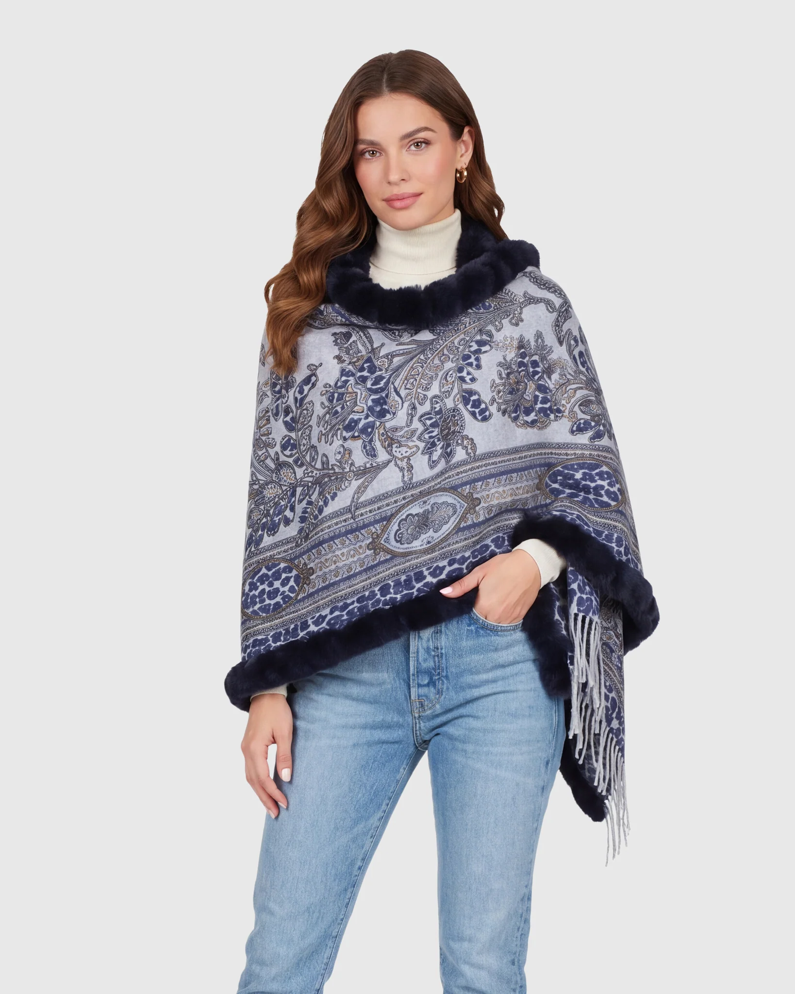 DOUBLE FACE CASHMERE STOLE WITH REX RABBIT SQUARE TOP AND BOTTOM
