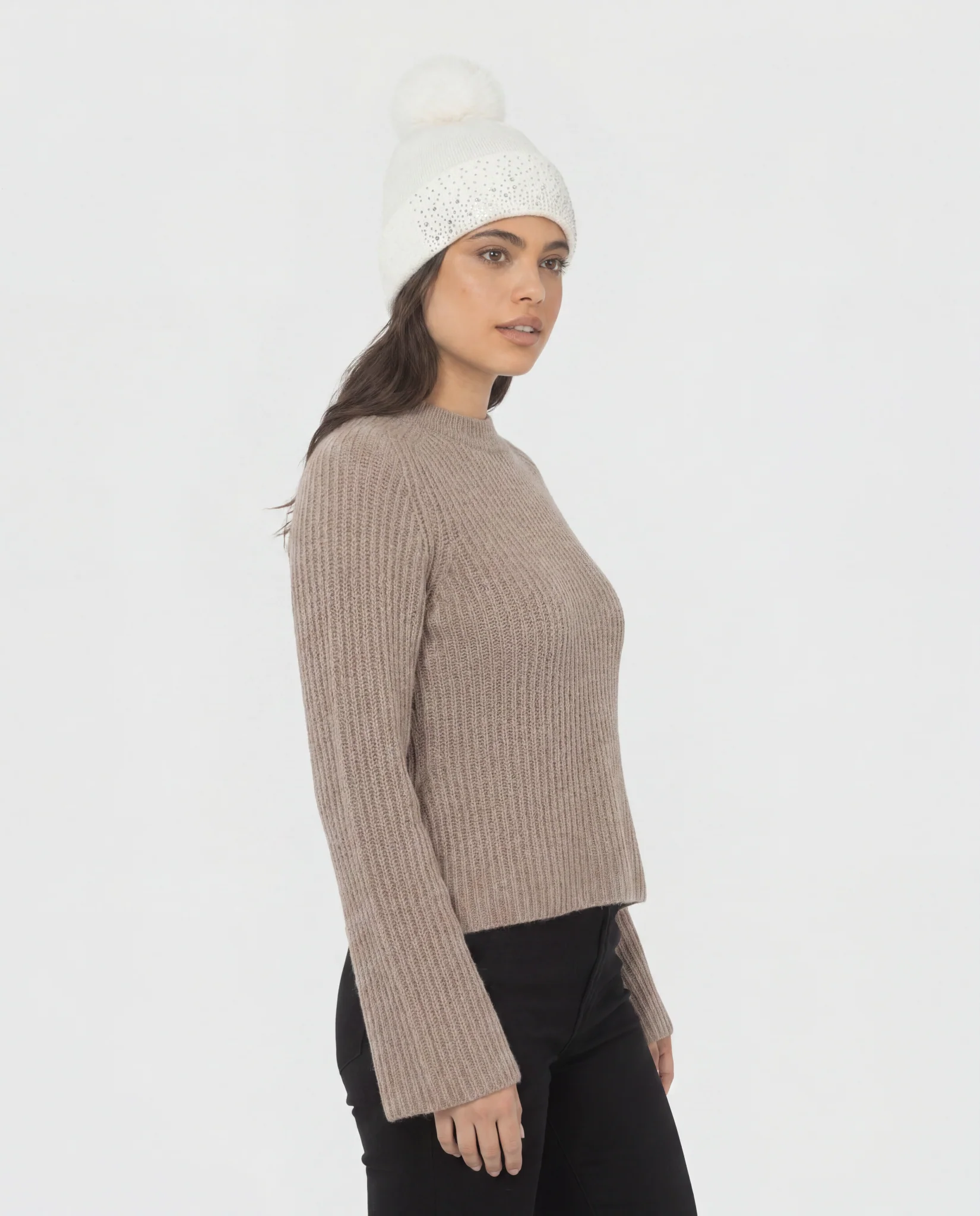 EMBELLISHED BEANIE WITH TOSCANA LAMB POMPOM - Image 4