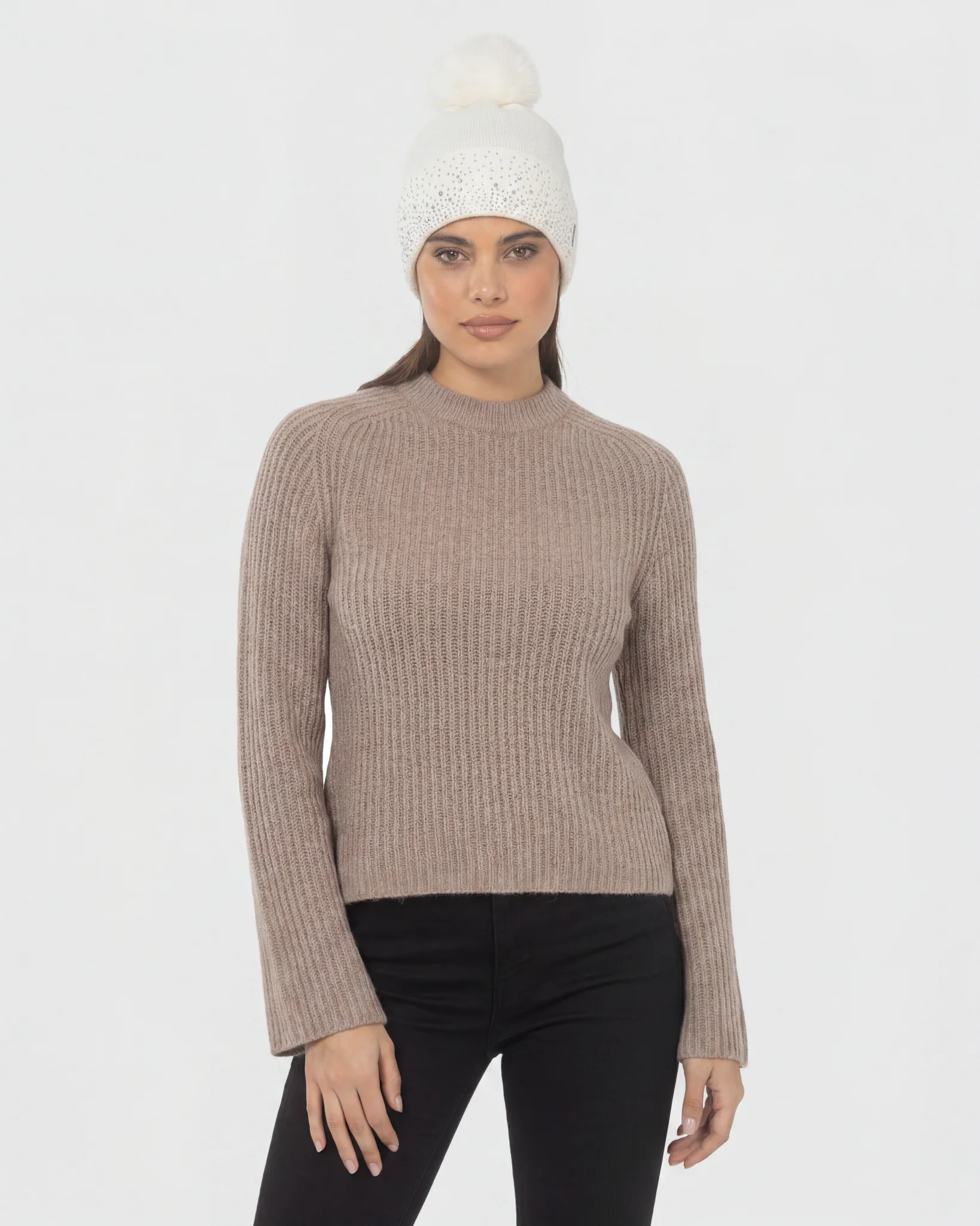 EMBELLISHED BEANIE WITH TOSCANA LAMB POMPOM - Image 6