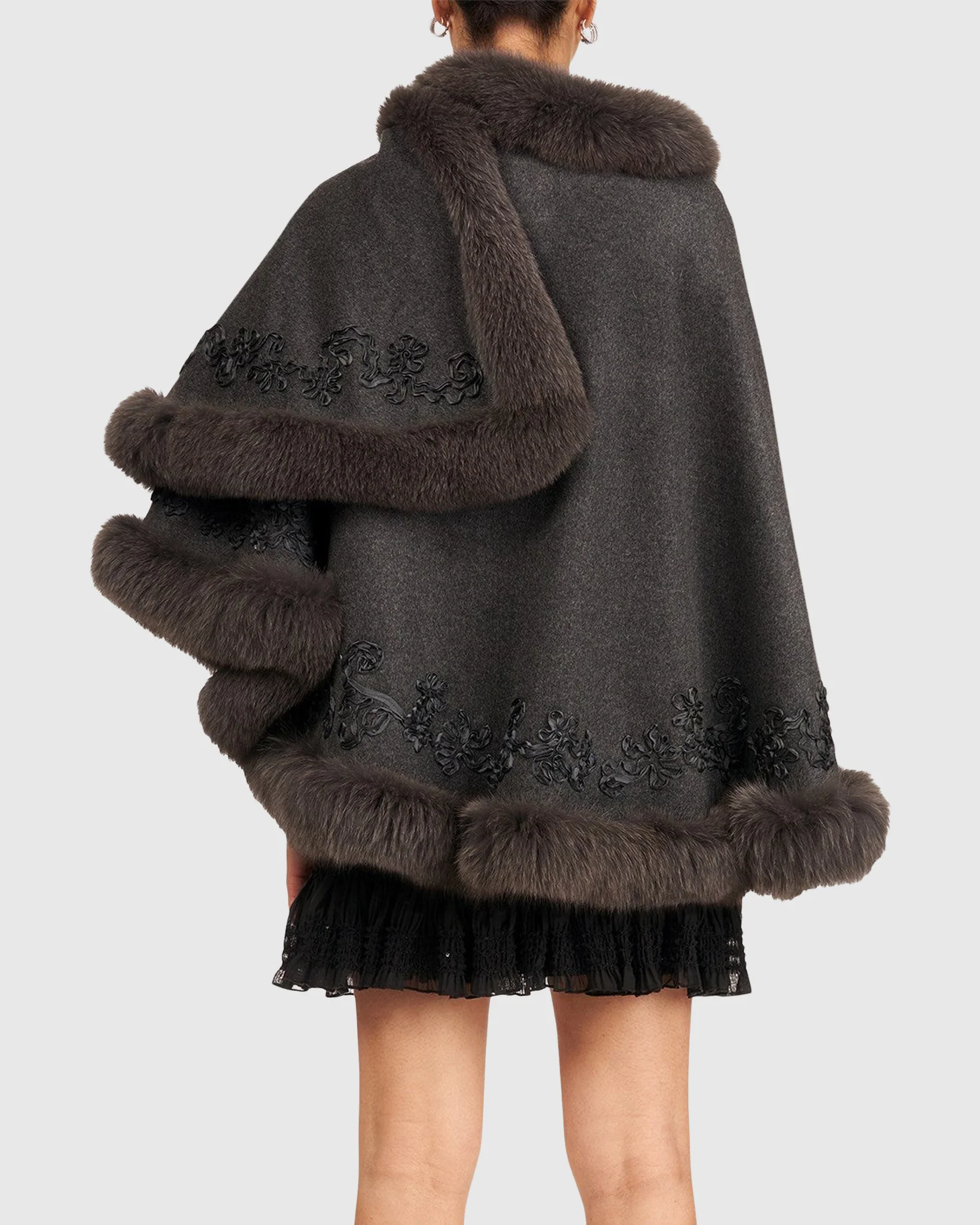WOOL AND CASHMERE CAPE WITH FOX TRIM AND RIBBON EMBROIDERY - Image 8