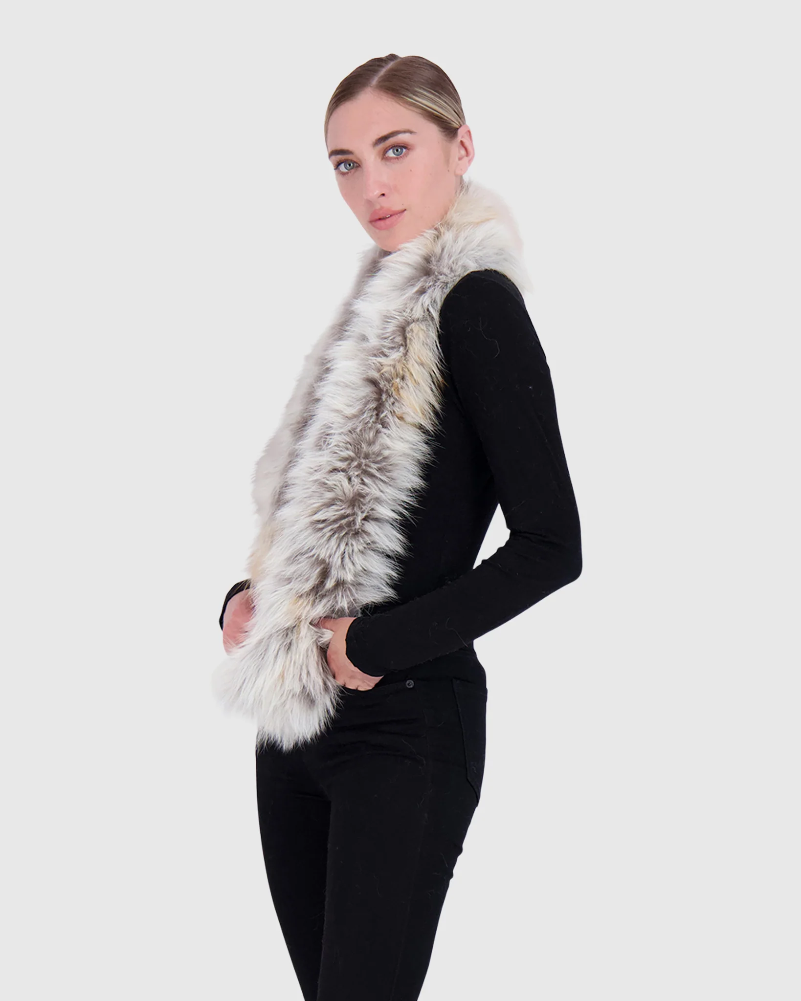 FOX INFINITY KNIT SCARF - Image 2