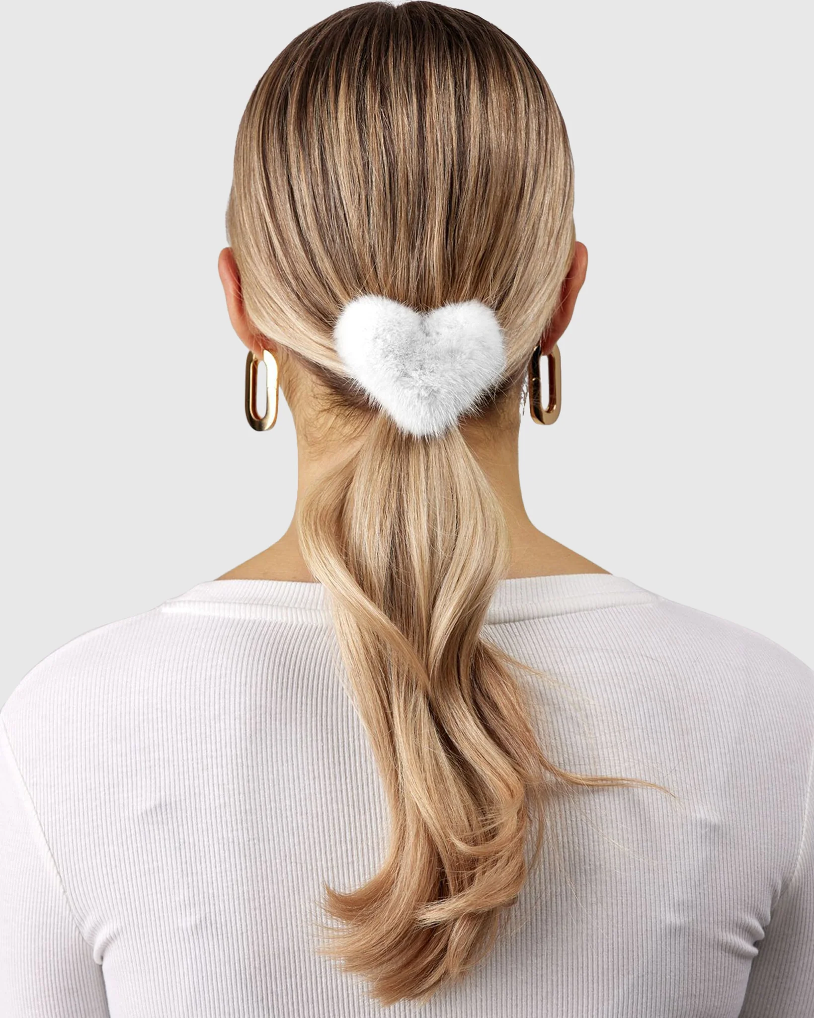 HAIR ELASTIC WITH HEART SHAPED MINK FUR POMPOM - Image 3