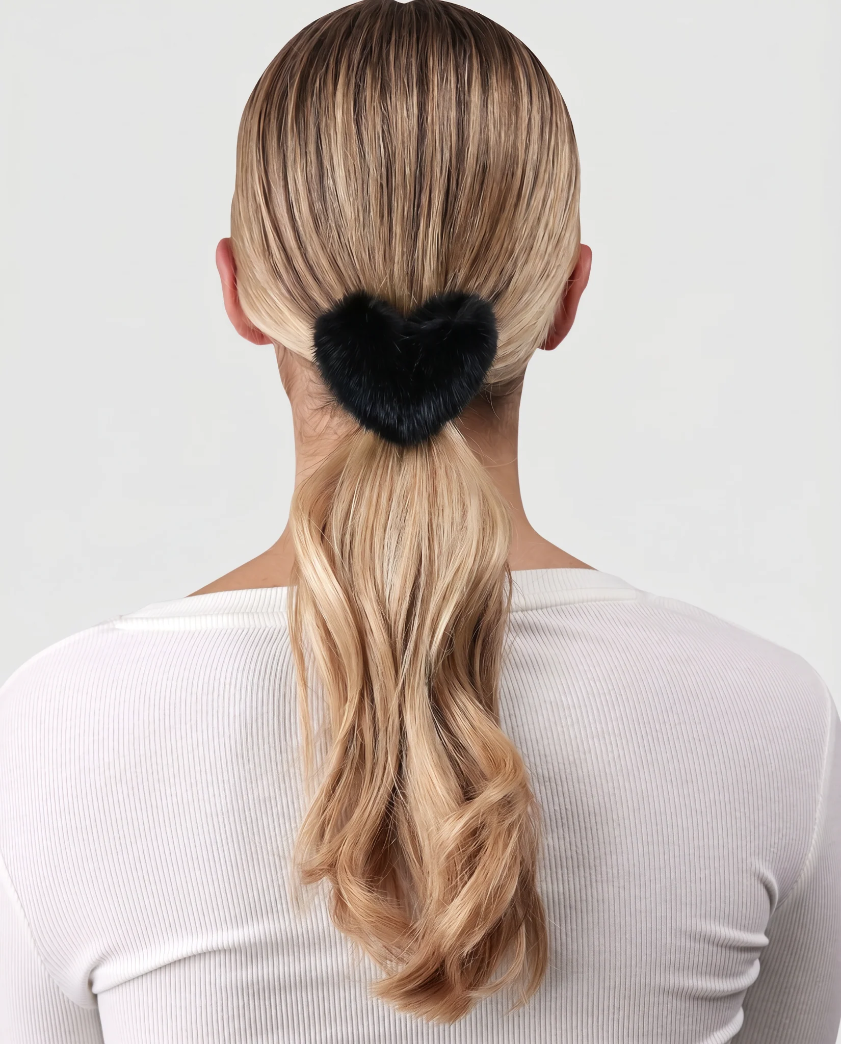 HAIR ELASTIC WITH HEART SHAPED MINK FUR POMPOM - Image 9