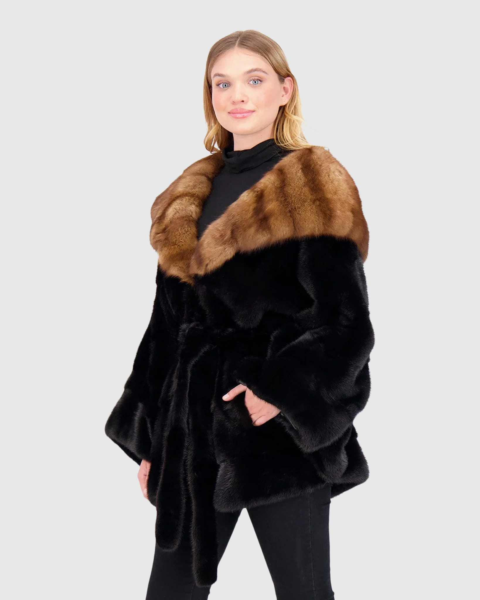 HORIZONTAL MINK CAPE WITH SABLE HOOD, MINK BELT - Image 2