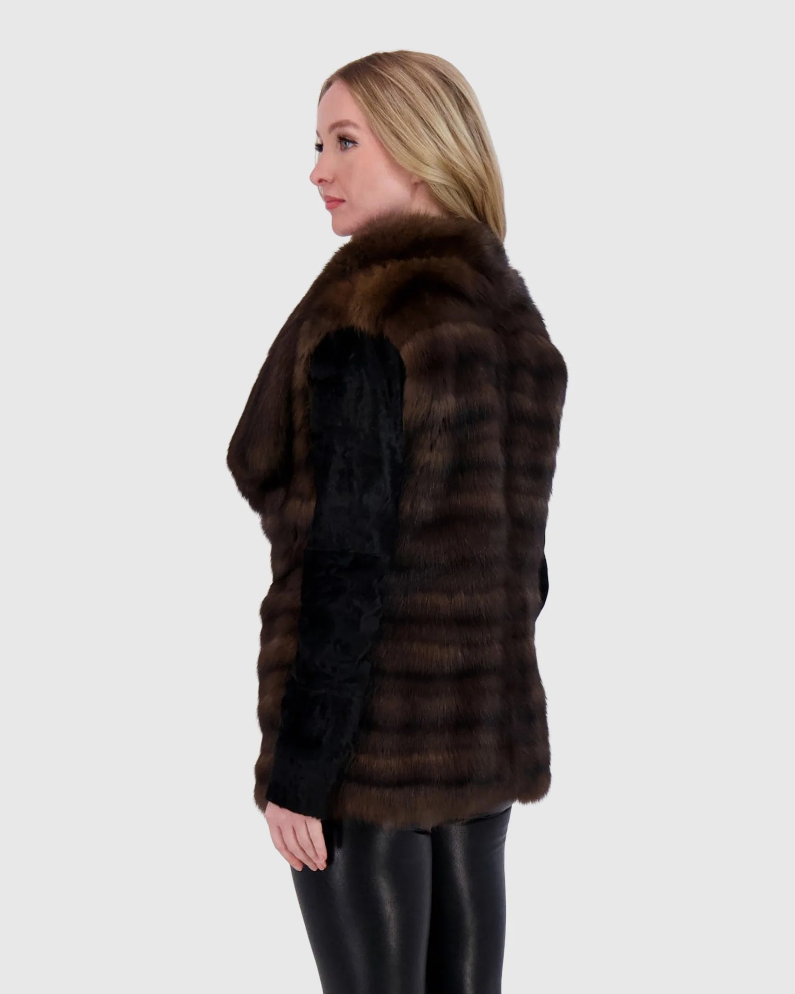HORIZONTAL SABLE JACKET WITH LAMB SLEEVES - Image 13