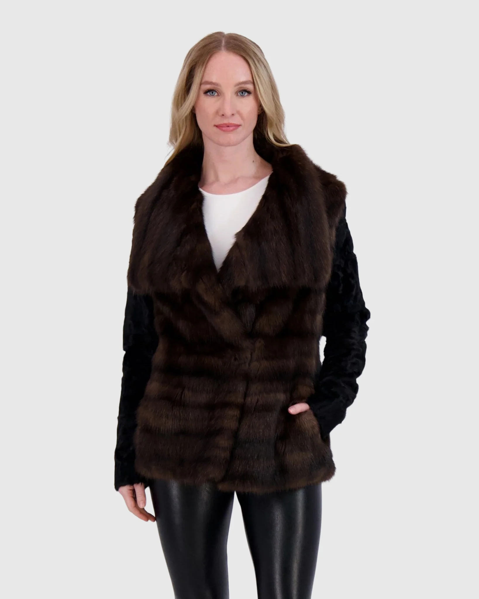 HORIZONTAL SABLE JACKET WITH LAMB SLEEVES - Image 6