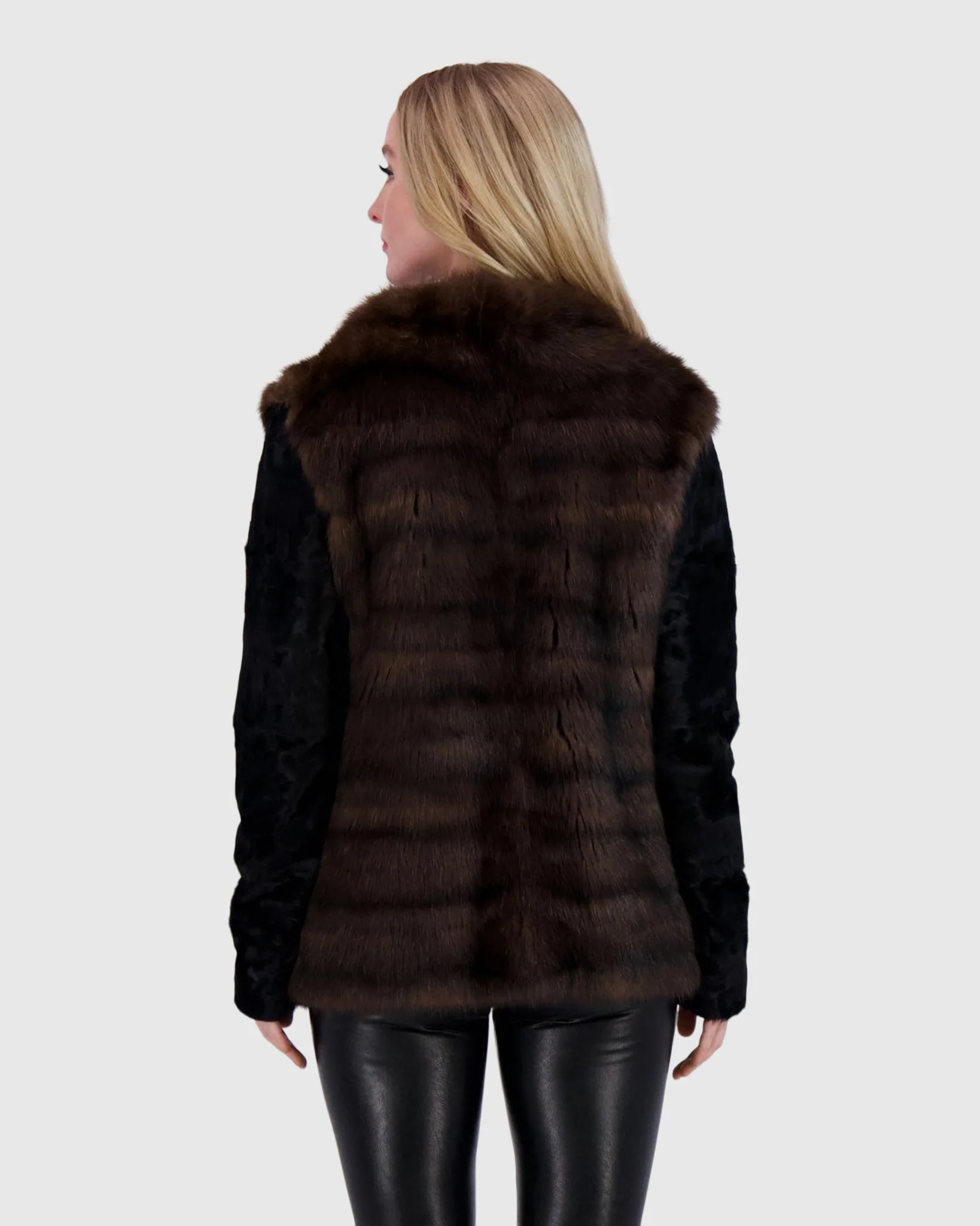 HORIZONTAL SABLE JACKET WITH LAMB SLEEVES - Image 9