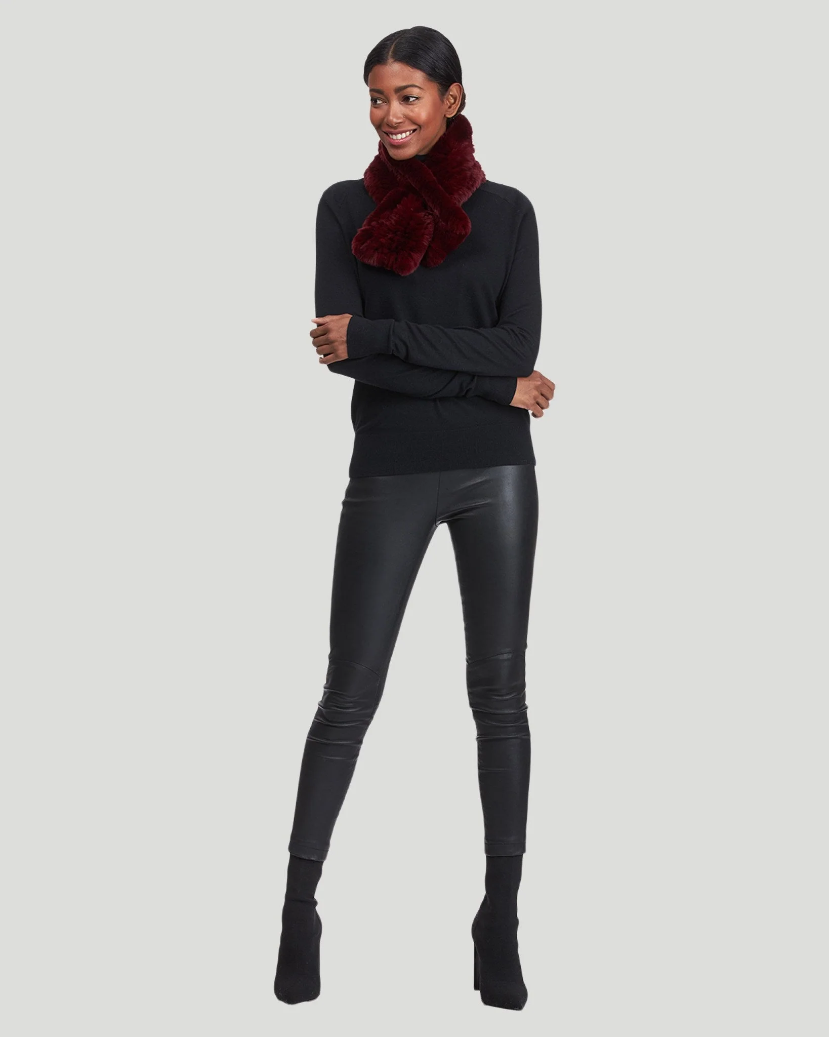 KNIT CASHMERE GOAT PULL-THROUGH SCARF - Image 15