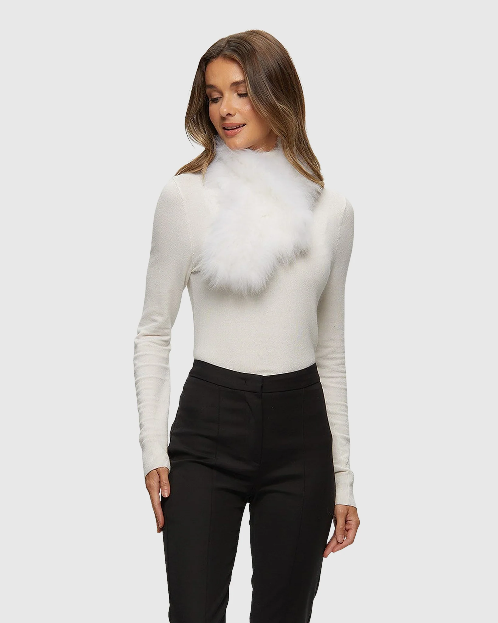 KNIT CASHMERE GOAT PULL-THROUGH SCARF - Image 4