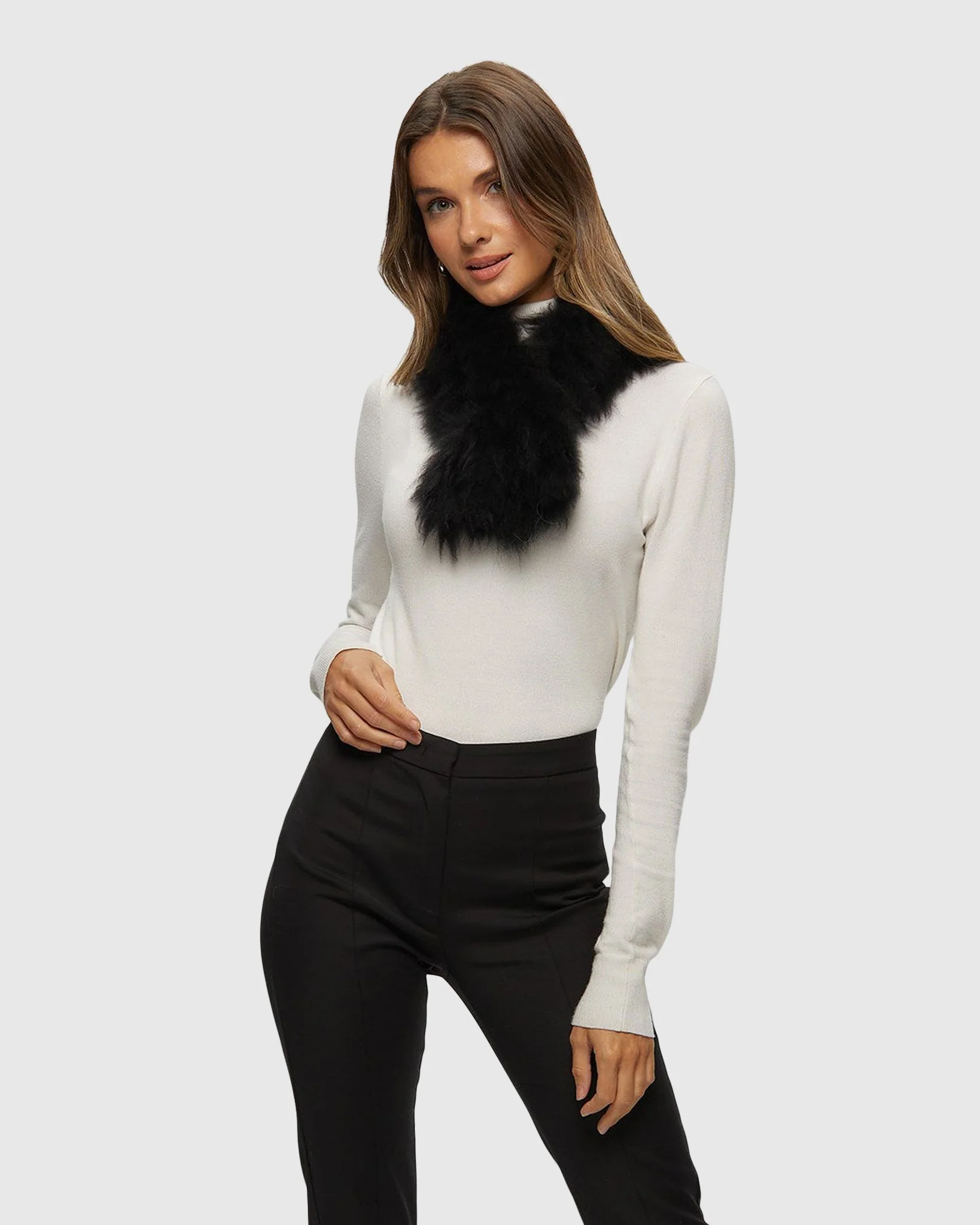 KNIT CASHMERE GOAT PULL-THROUGH SCARF - Image 5