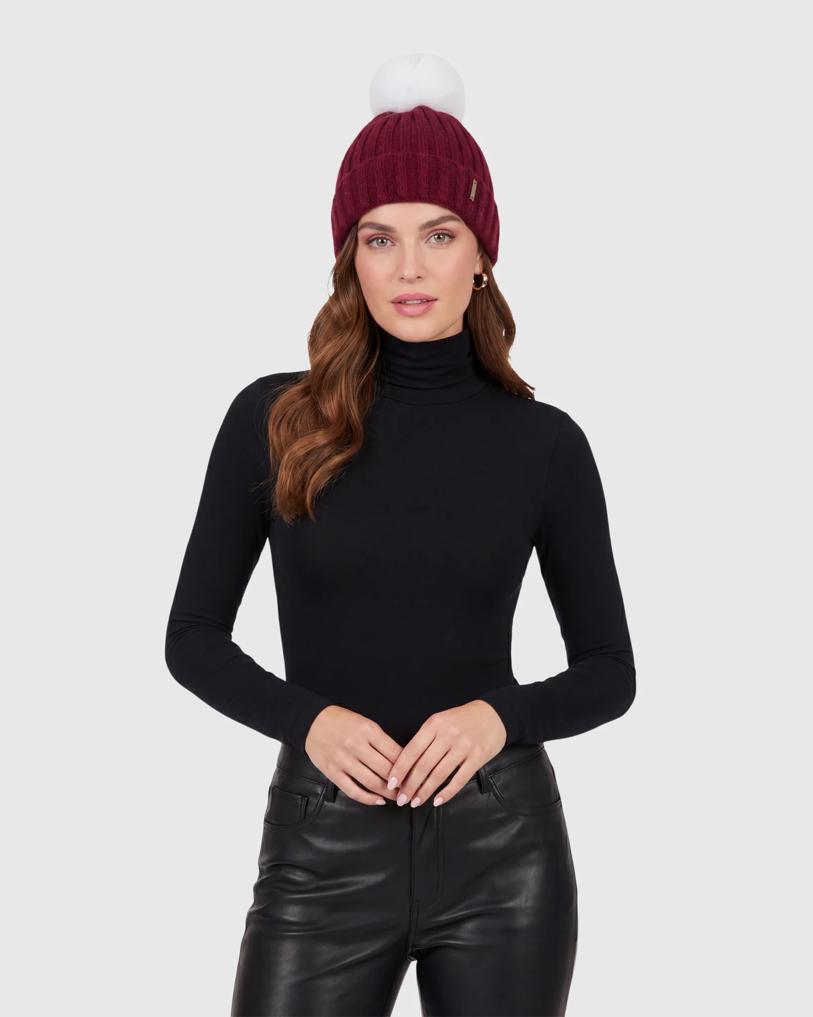 KNIT HAT WITH FOX POMPOM - Image 4