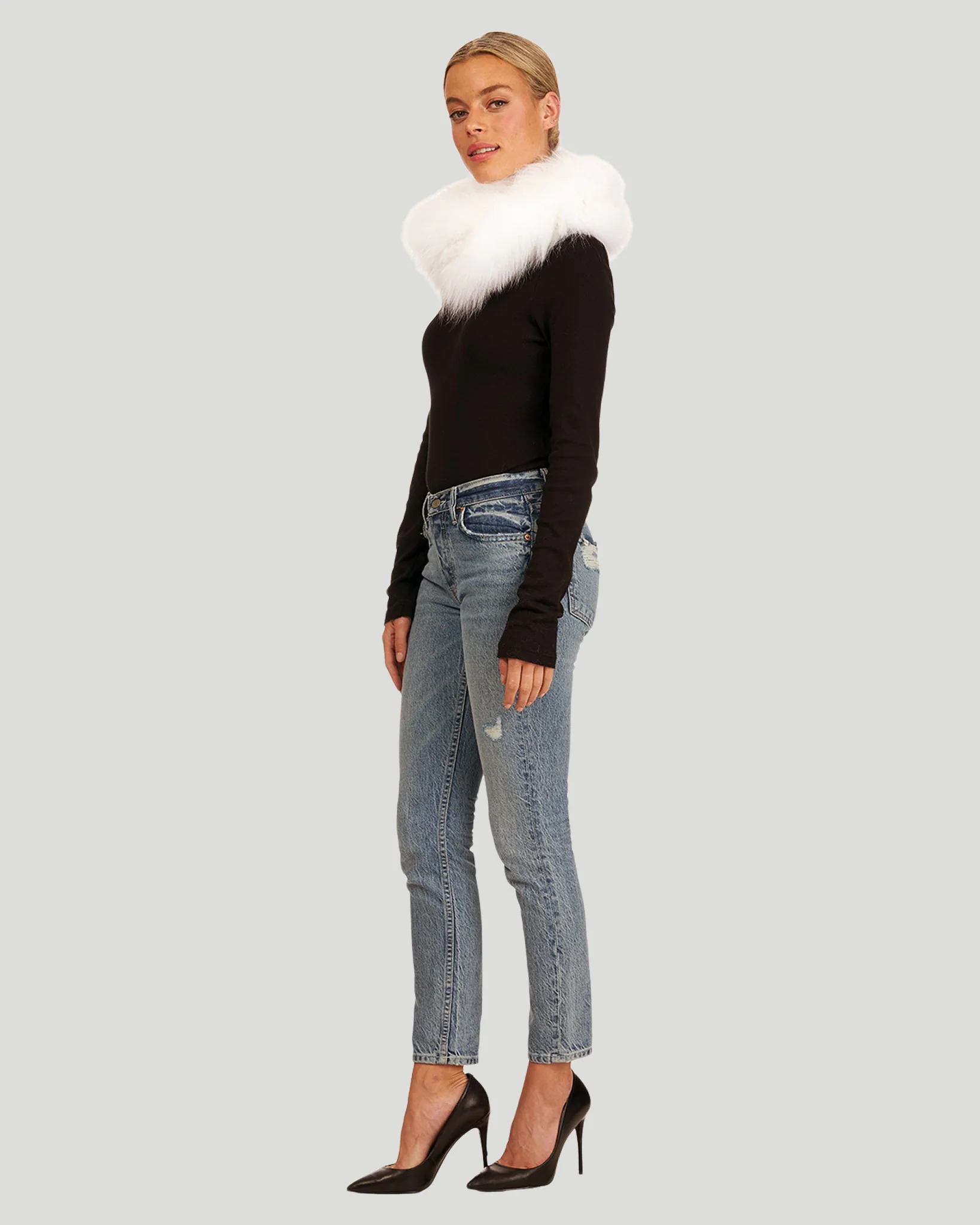 SHADOW FOX INFINITY KNIT SCARF - Image 6