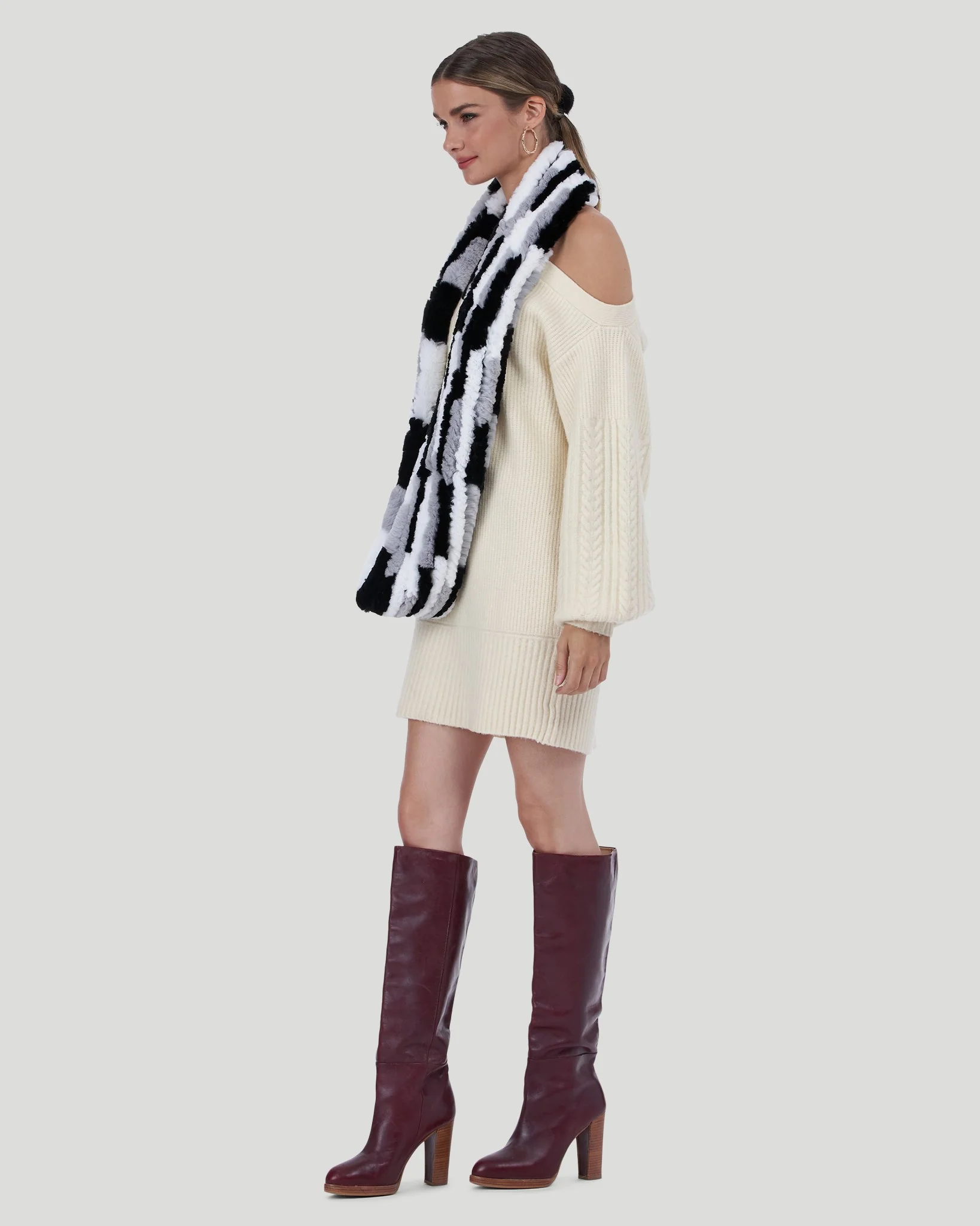 KNIT REX RABBIT INFINITY SCARF - Image 15