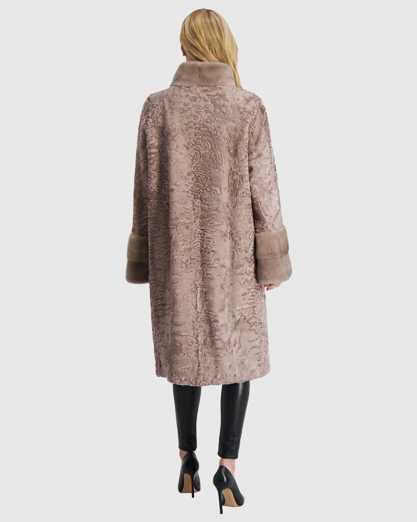 LAMB SHORT COAT WITH MINK TRIM - Image 4