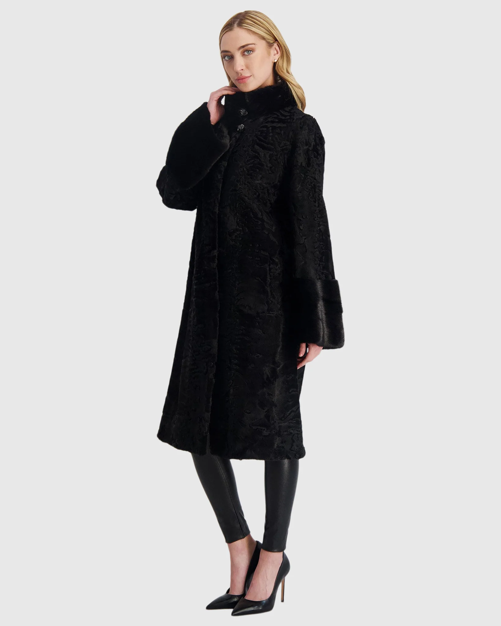 LAMB SHORT COAT WITH MINK TRIM - Image 7