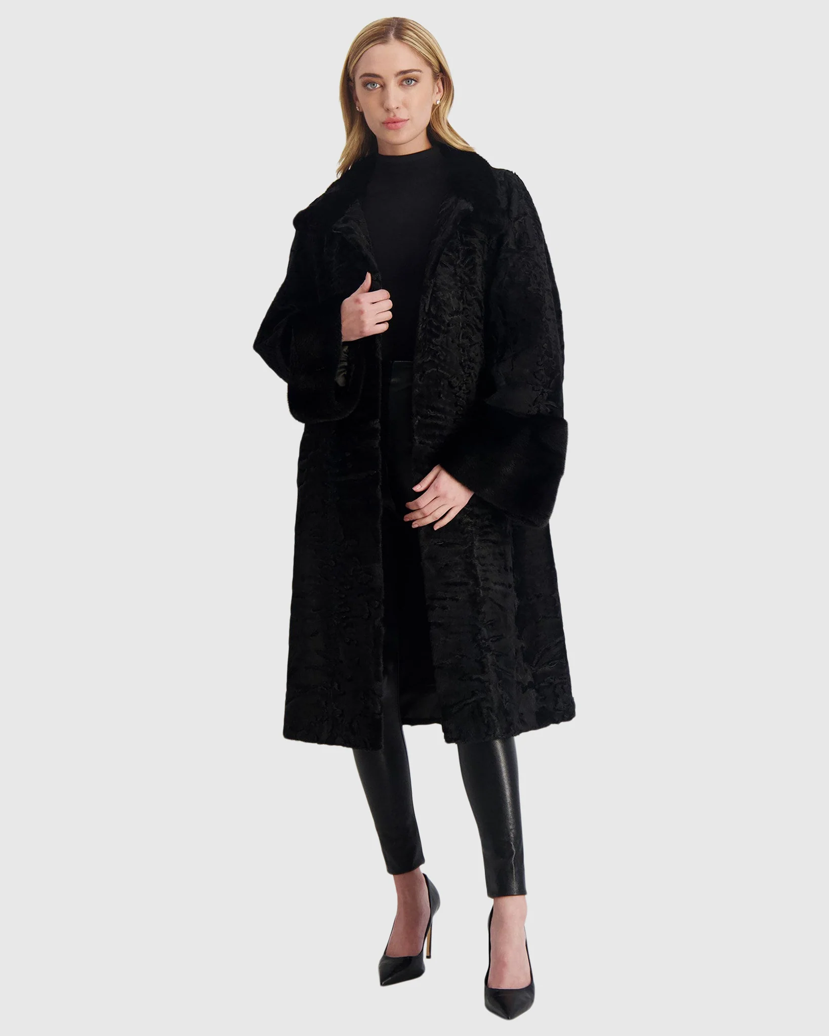 LAMB SHORT COAT WITH MINK TRIM - Image 9