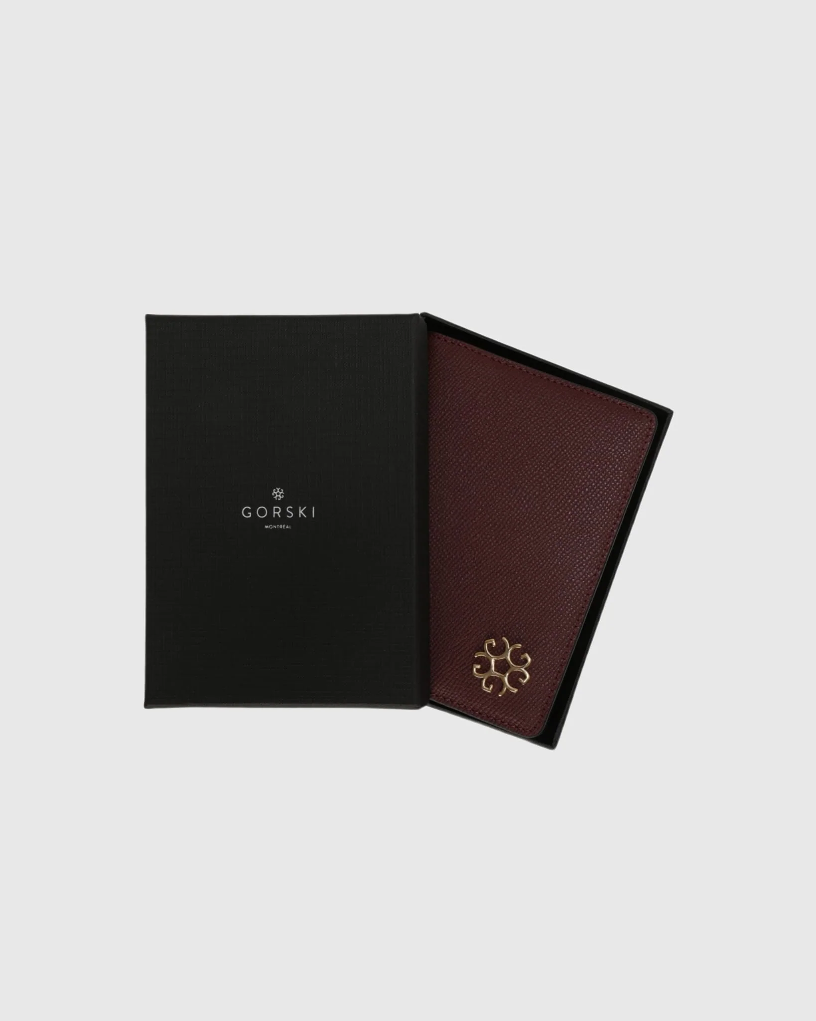 LEATHER PASSPORT COVER - Image 12