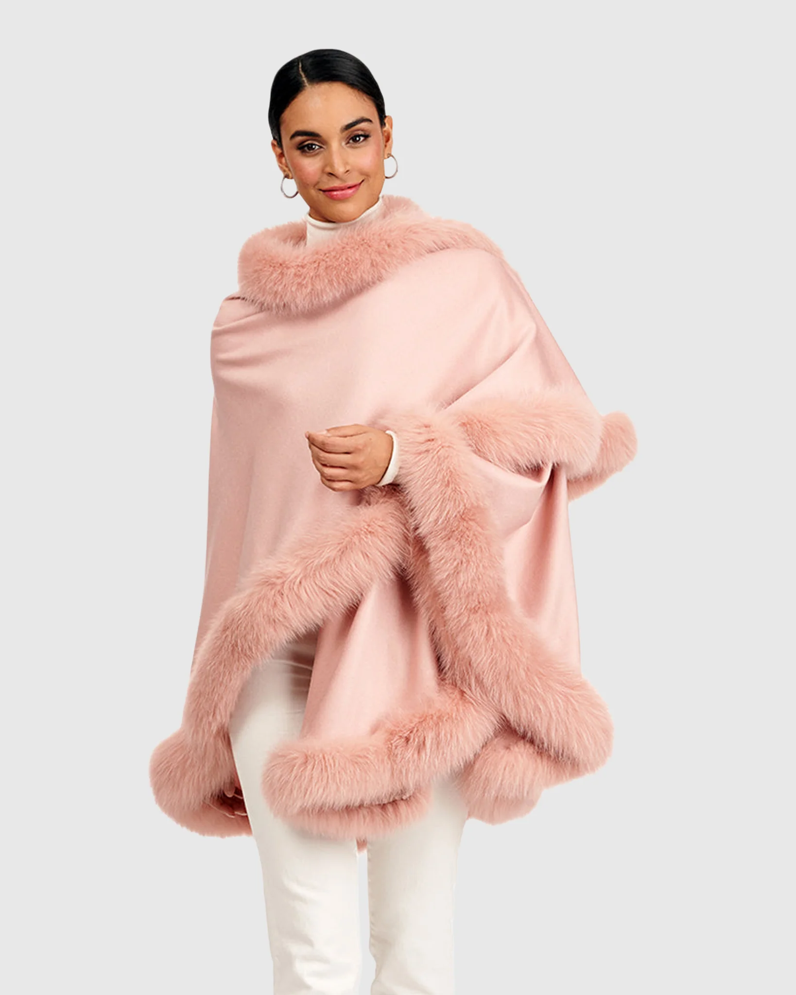 CASHMERE CAPE WITH FOX TRIM - Image 17