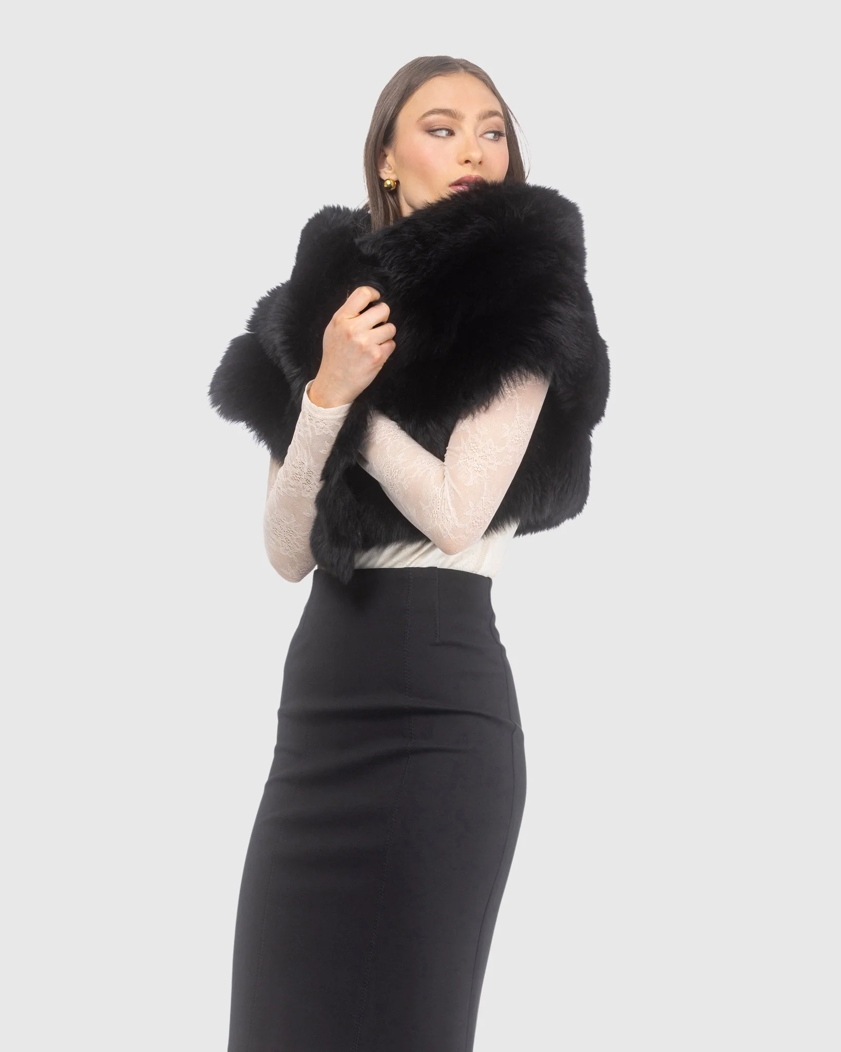 Merinillo Shearling Lamb Capelet - Image 7