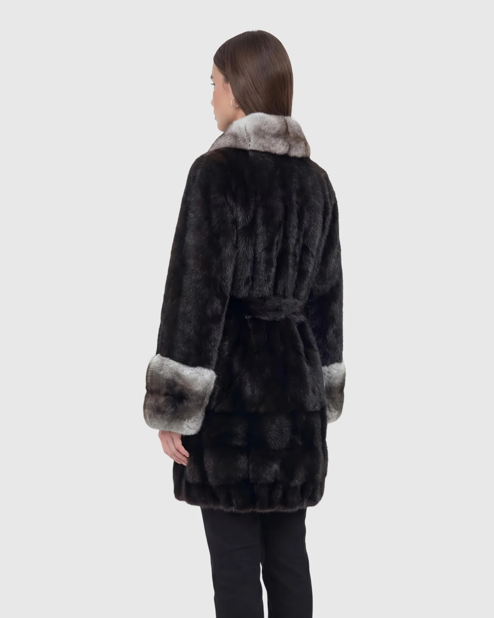 MINK JACKET WITH CHINCHILLA COLLAR & CUFFS - Image 3