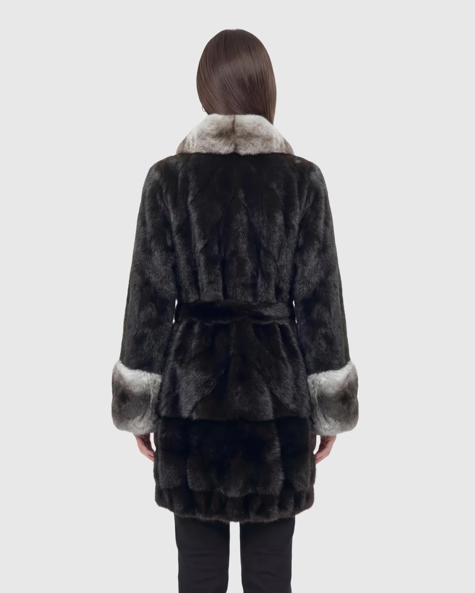 MINK JACKET WITH CHINCHILLA COLLAR & CUFFS - Image 4