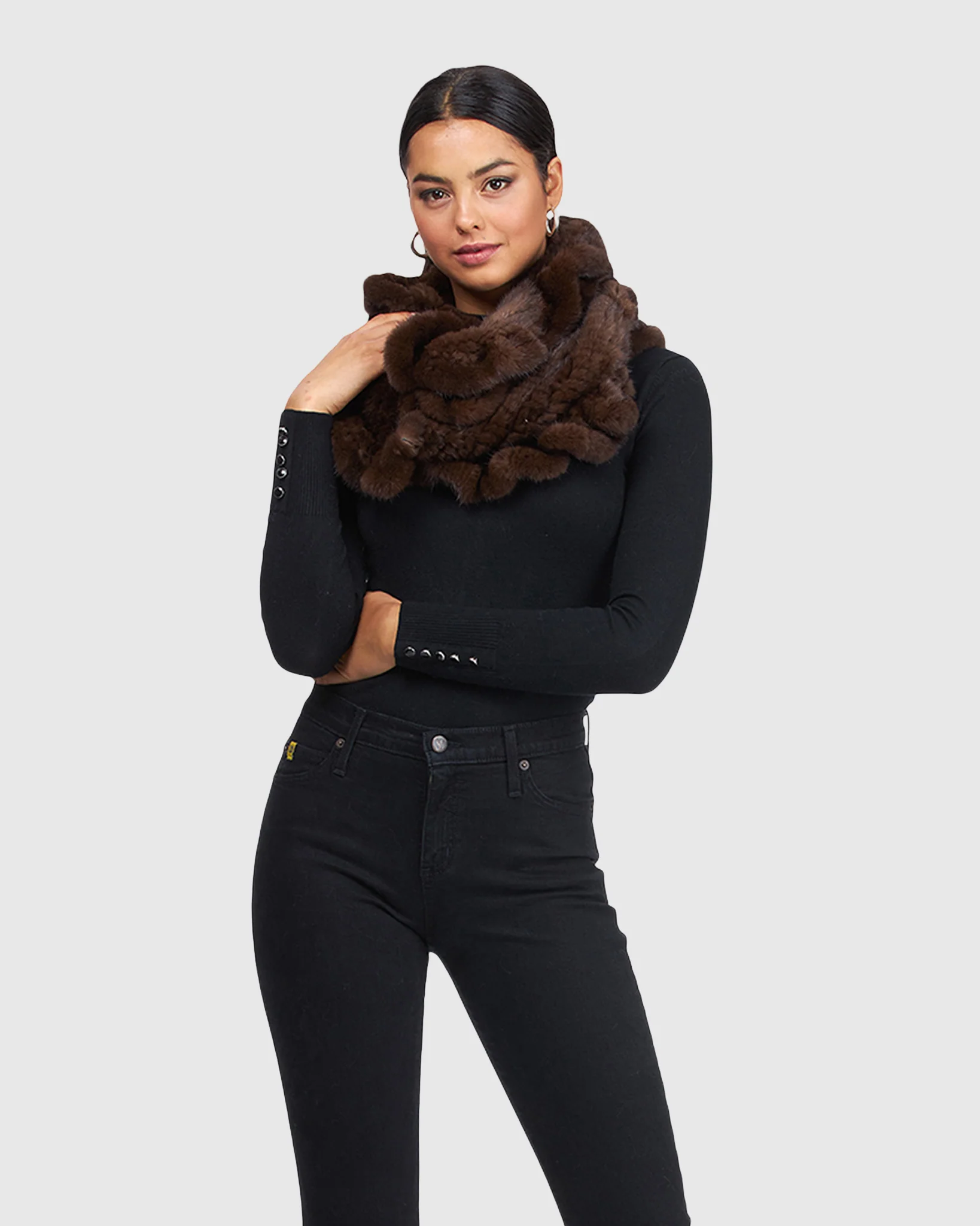 MINK KNIT INFINITY SCARF WITH RUFFLES - Image 6