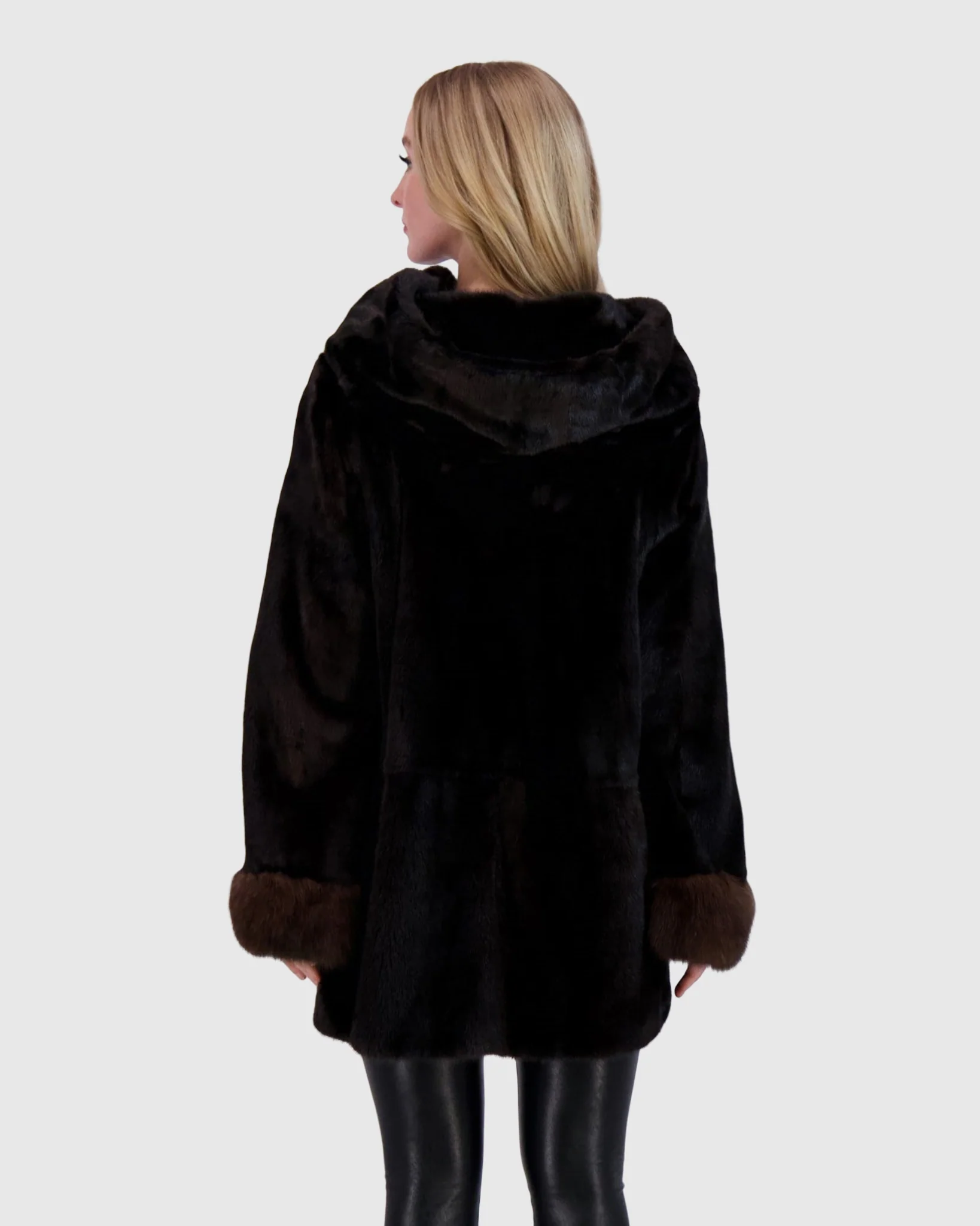 MINK PARKA WITH SABLE TRIM - Image 4