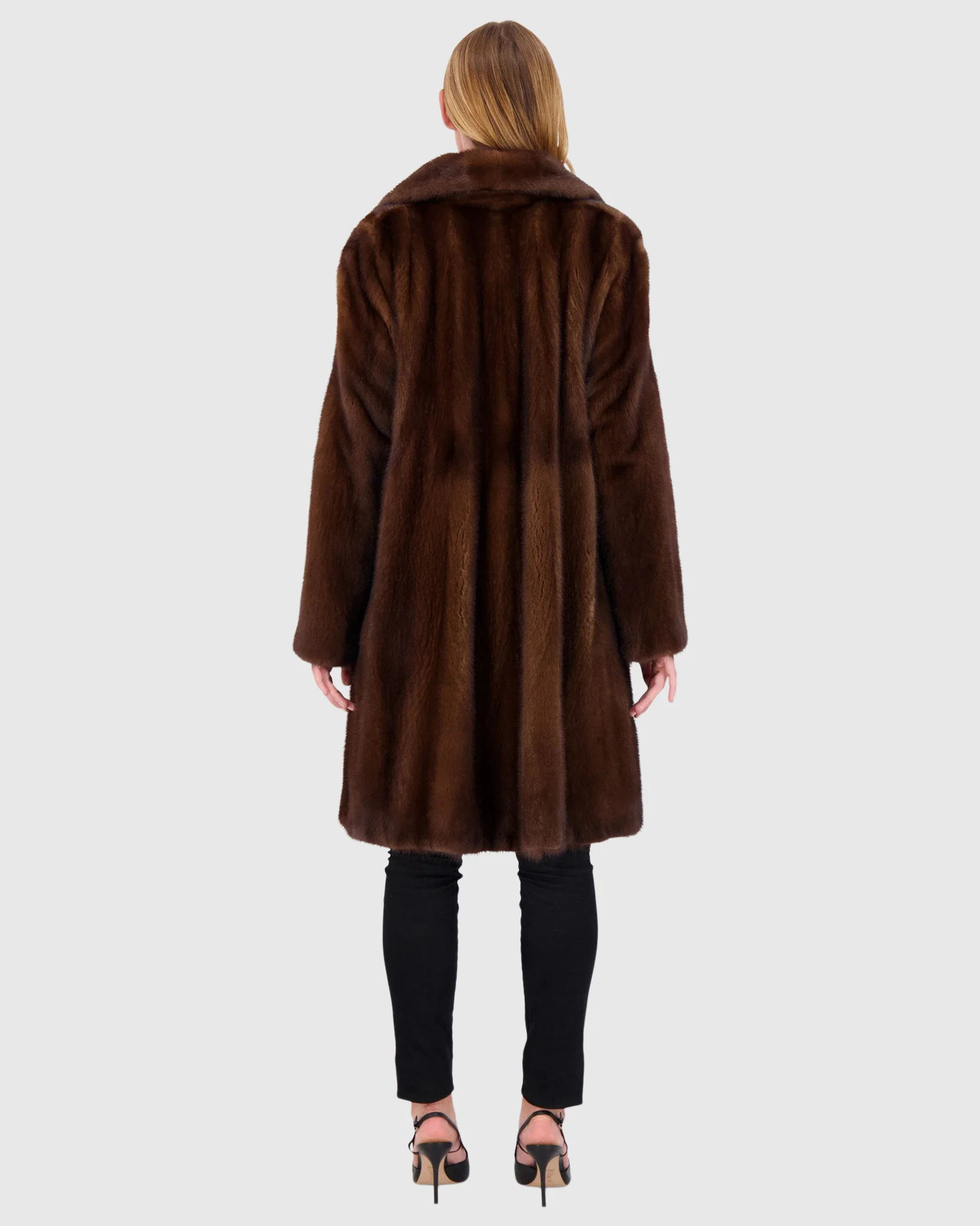 MINK SHORT COAT - Image 4