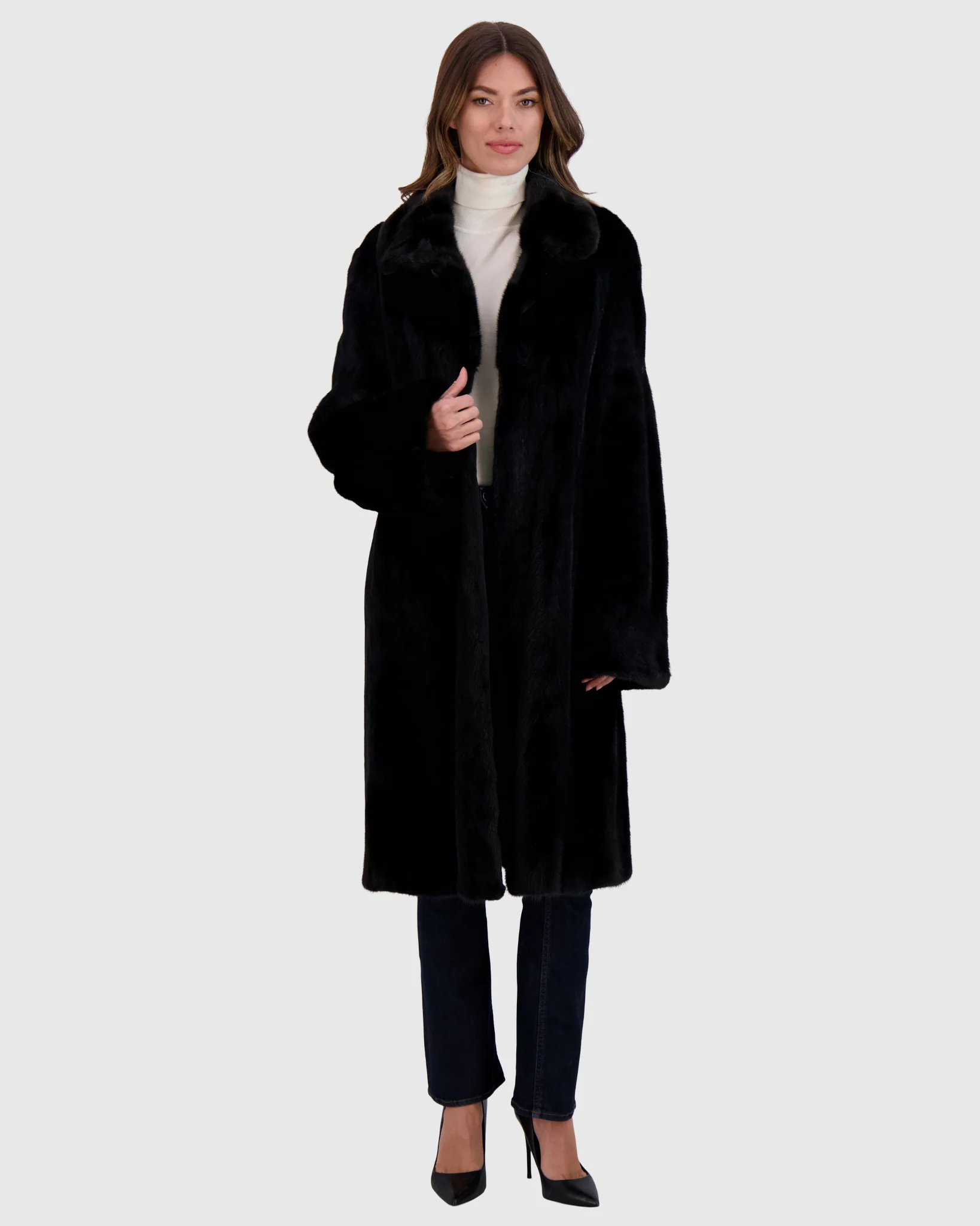 MINK SHORT COAT - Image 7