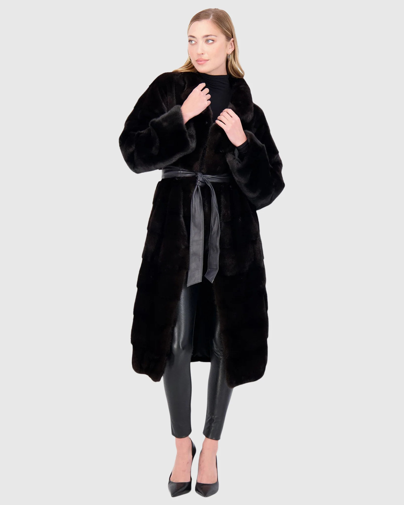MINK SHORT COAT - Image 4