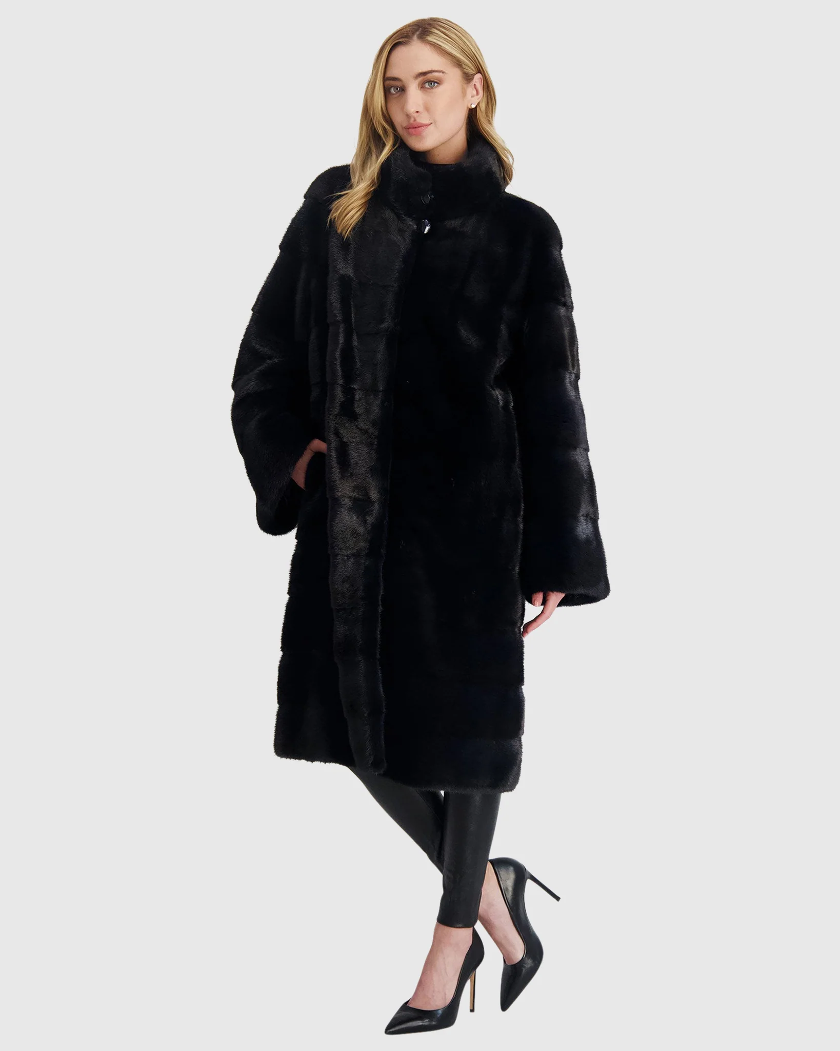 MINK SHORT COAT - Image 3