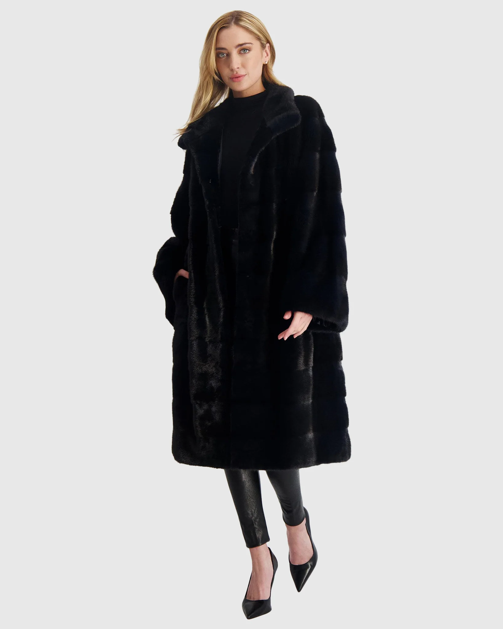MINK SHORT COAT - Image 6