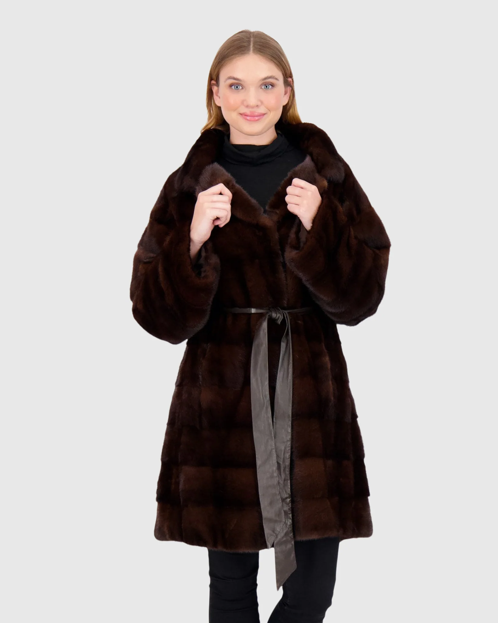 MINK STROLLER WITH LEATHER BELT - Image 4