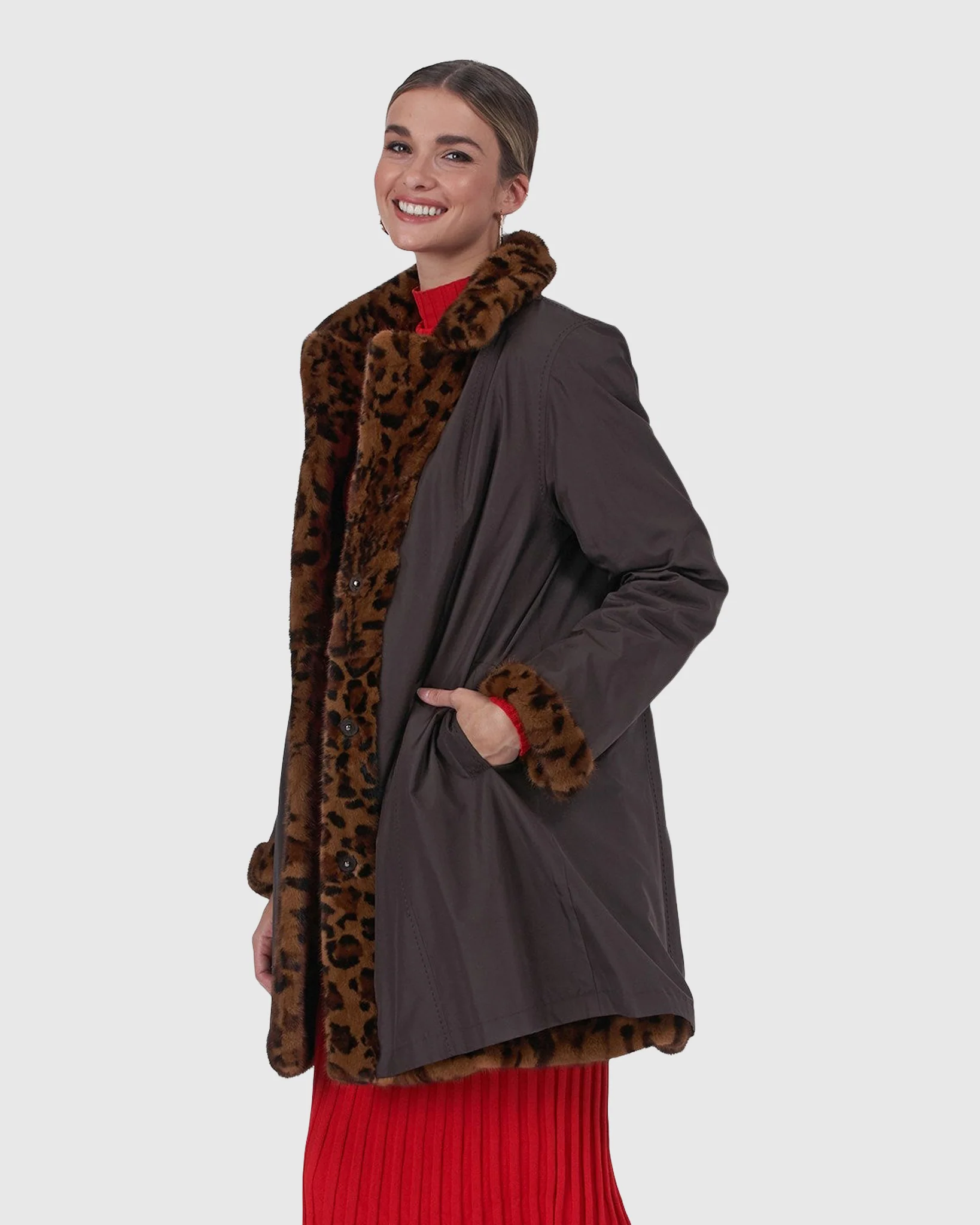 MINK STROLLER WITH NOTCH COLLAR, REVERSIBLE TO SILK