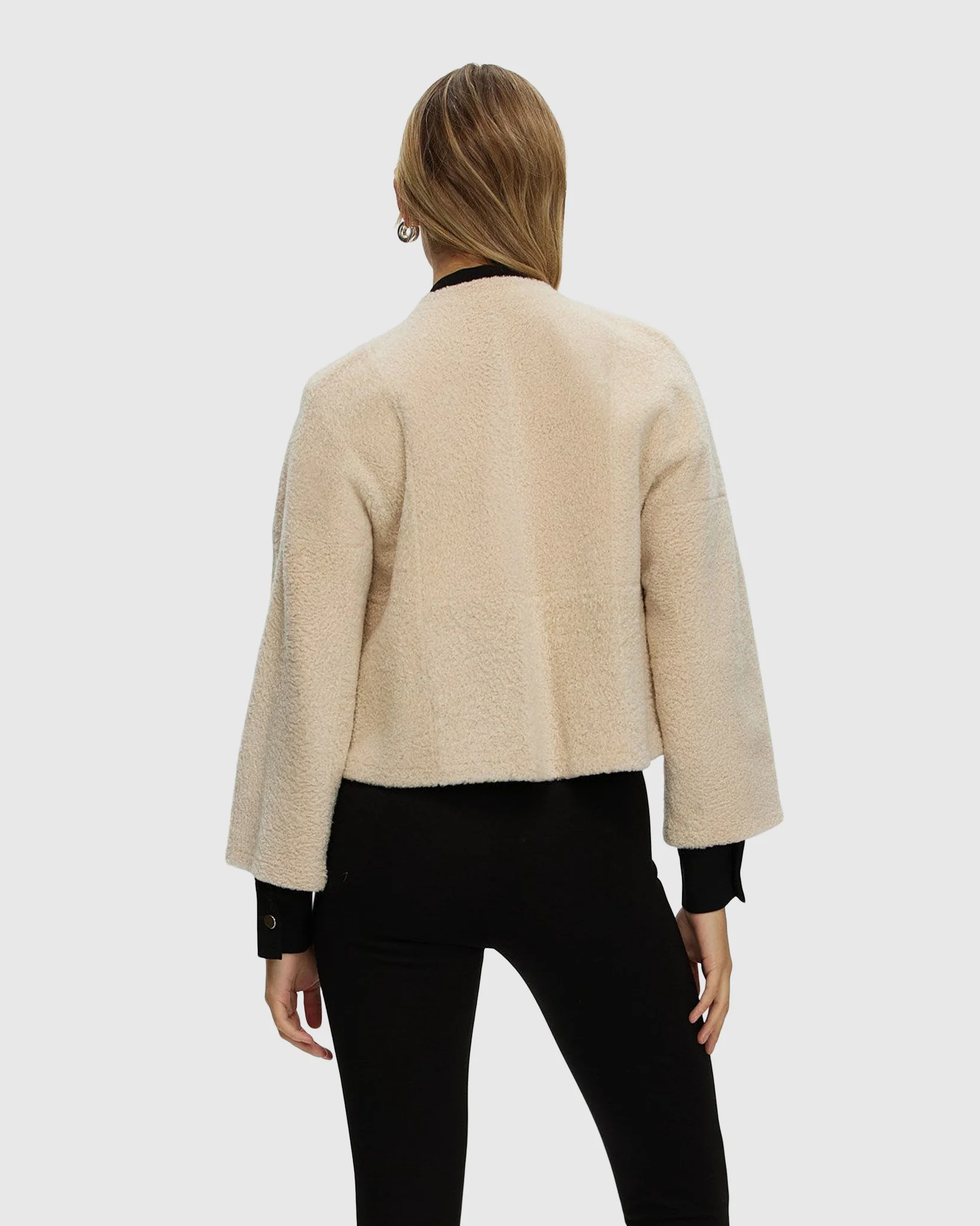 Reversible Collarless New Zealand Shearling Lamb Jacket With 3/4 Sleeves - Image 26