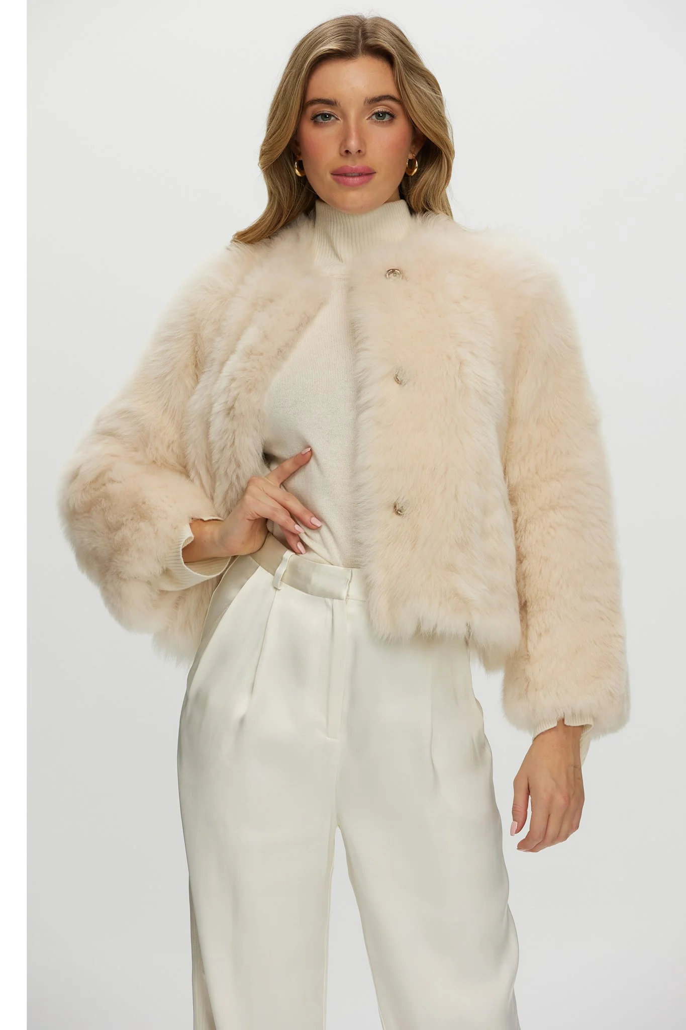 Reversible Collarless Toscana Shearling Lamb Jacket With 3/4 Sleeves - Image 19