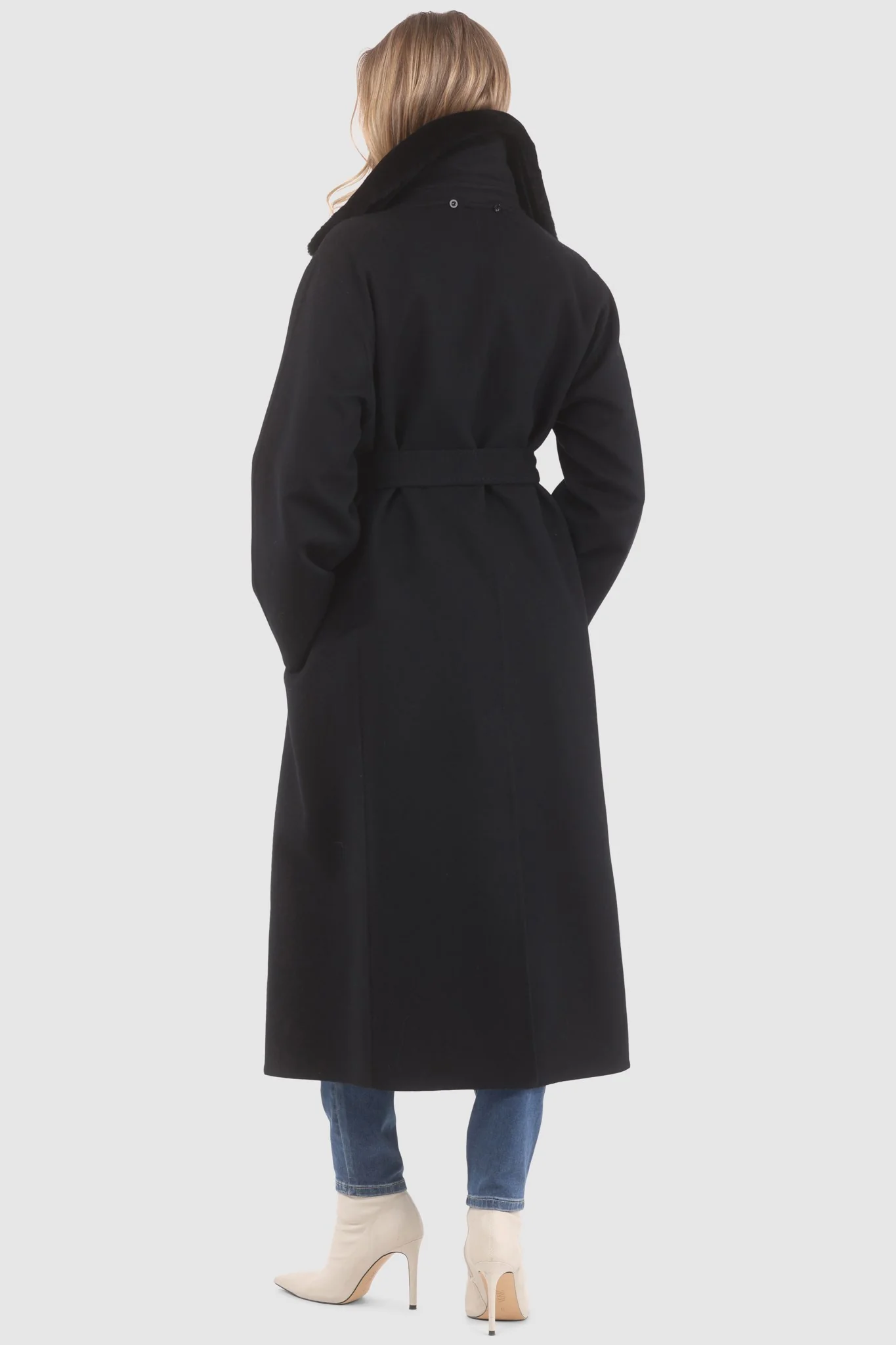 REVERSIBLE LORO PIANA WOOL COAT WITH DETACHABLE SELECT SHEARLING LAMB COLLAR, BELT - Image 4