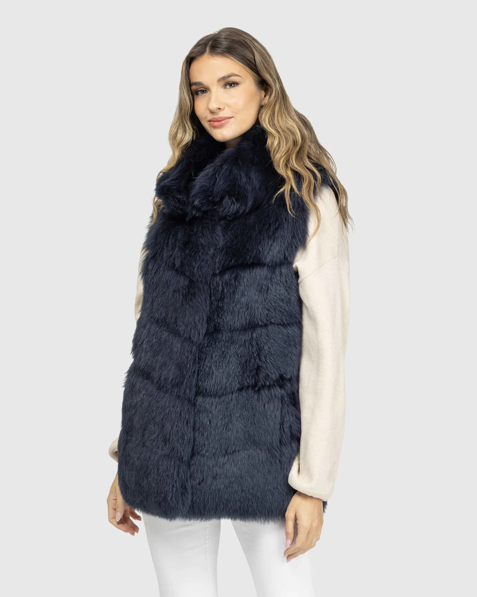 Reversible Merinillo Shearling Lamb Vest - Image 10