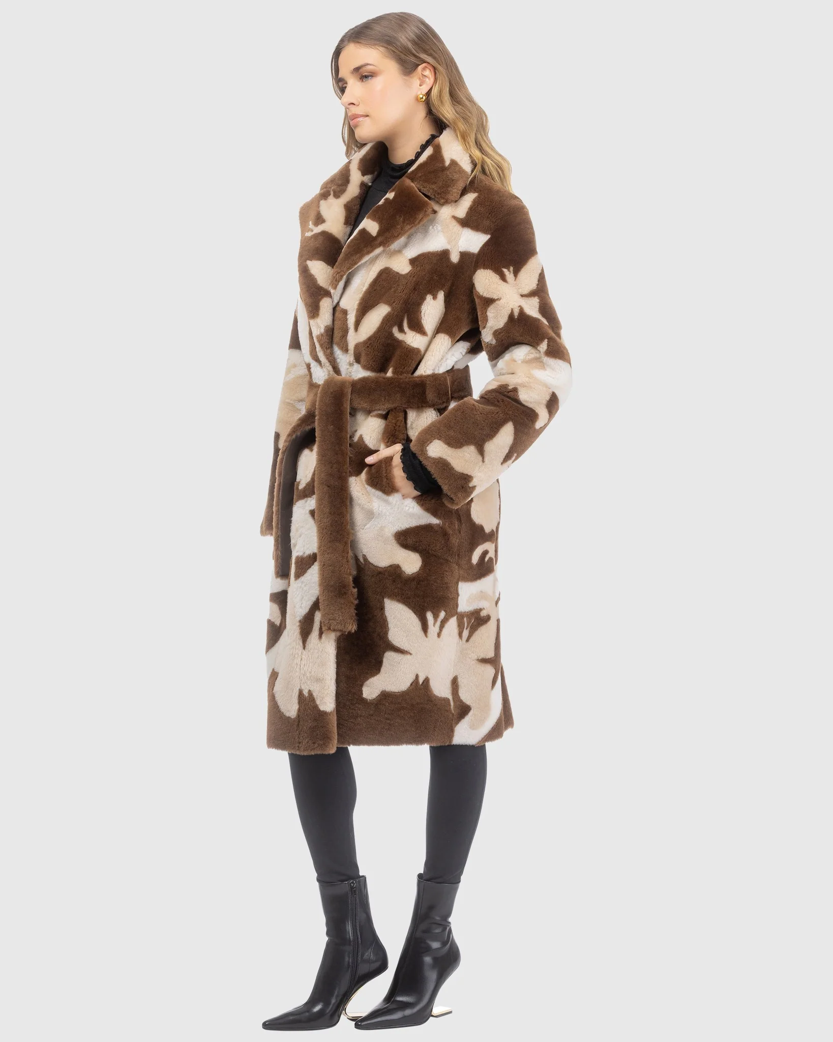 Reversible Merino Shearling Lamb Short Coat With Butterfly Intarsia, Belt - Image 3