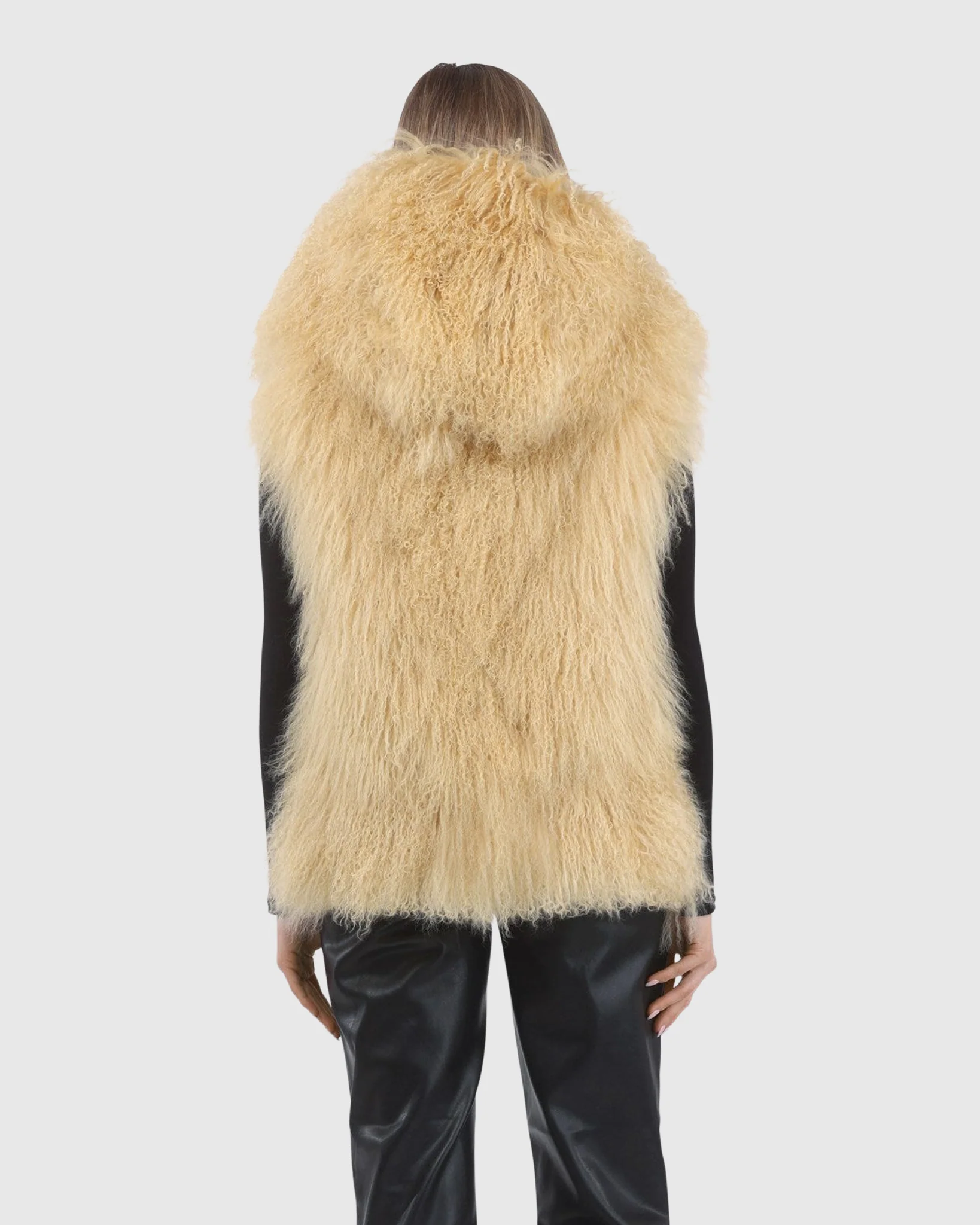 REVERSIBLE SELECT MONGOLIAN SHEARLING LAMB VEST WITH LORO PIANA WOOL AND CASHMERE BLEND BACK - Image 23