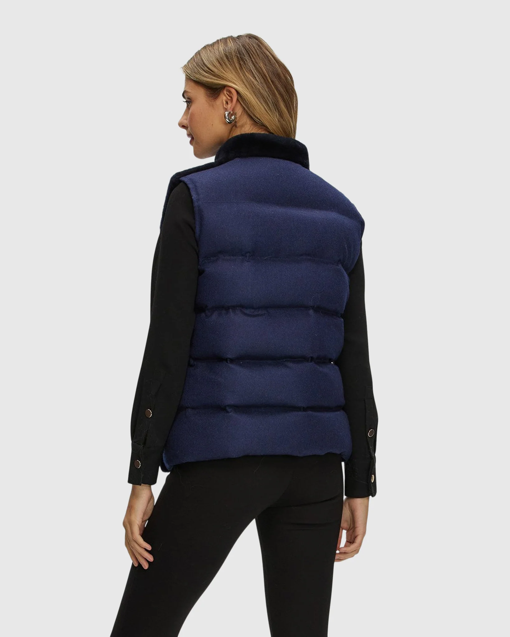 REVERSIBLE SELECT SHEARLING LAMB VEST WITH LORO PIANA WOOL AND CASHMERE QUILTED DOWN BACK - Image 4
