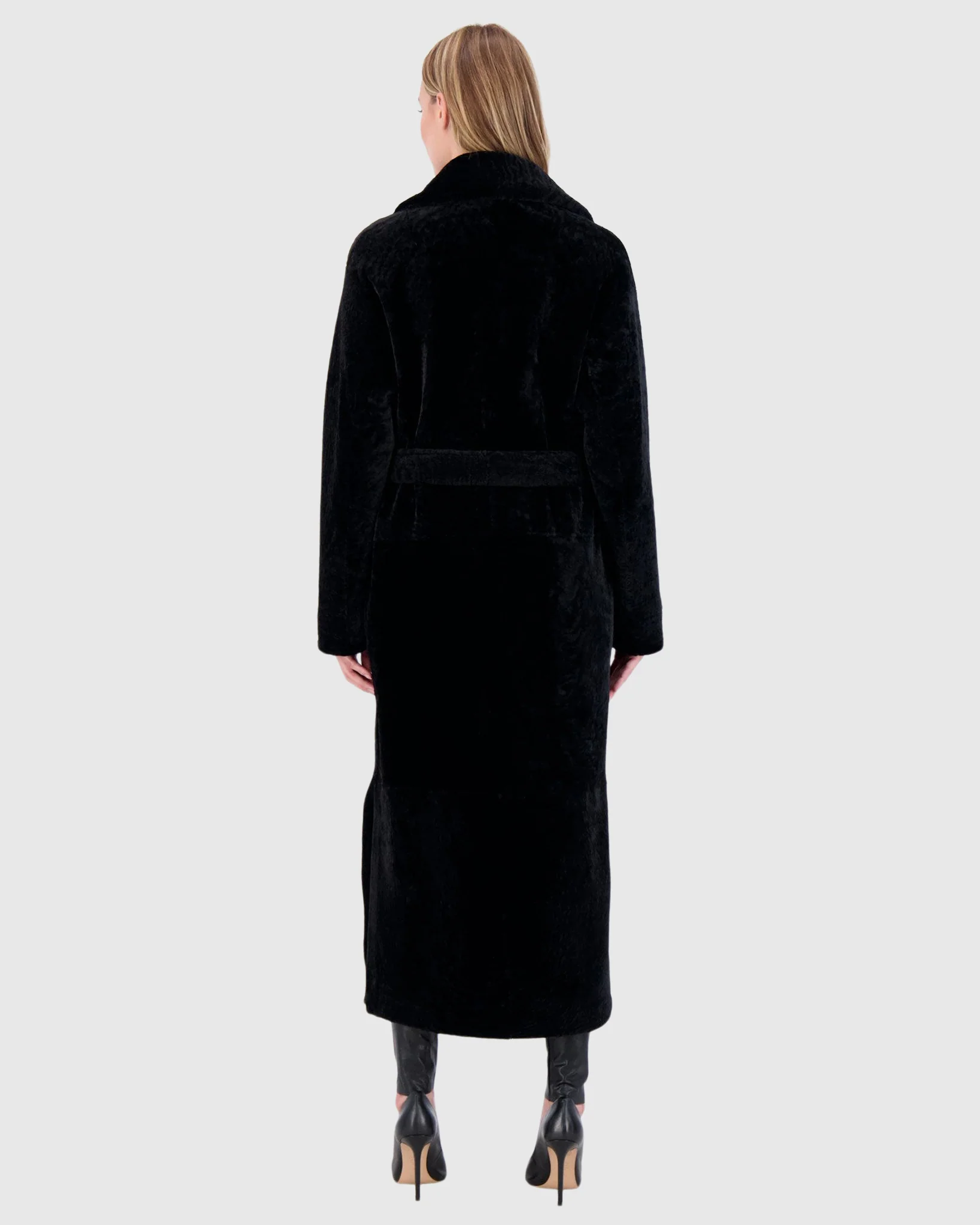 Reversible Select Shearling Lamb Coat With Side Slits And Belt - Image 10
